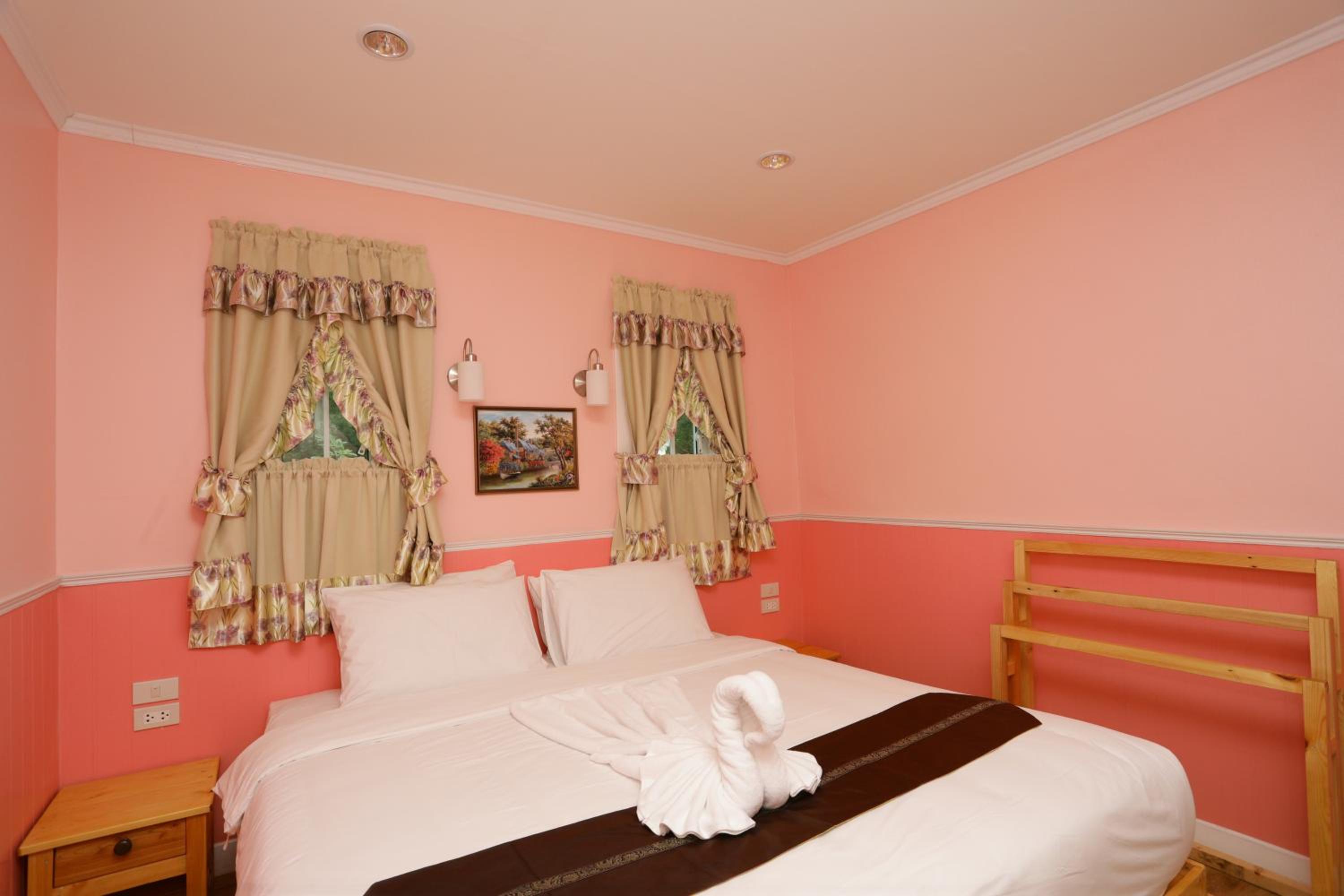 Villa with Sea View - Photo 22