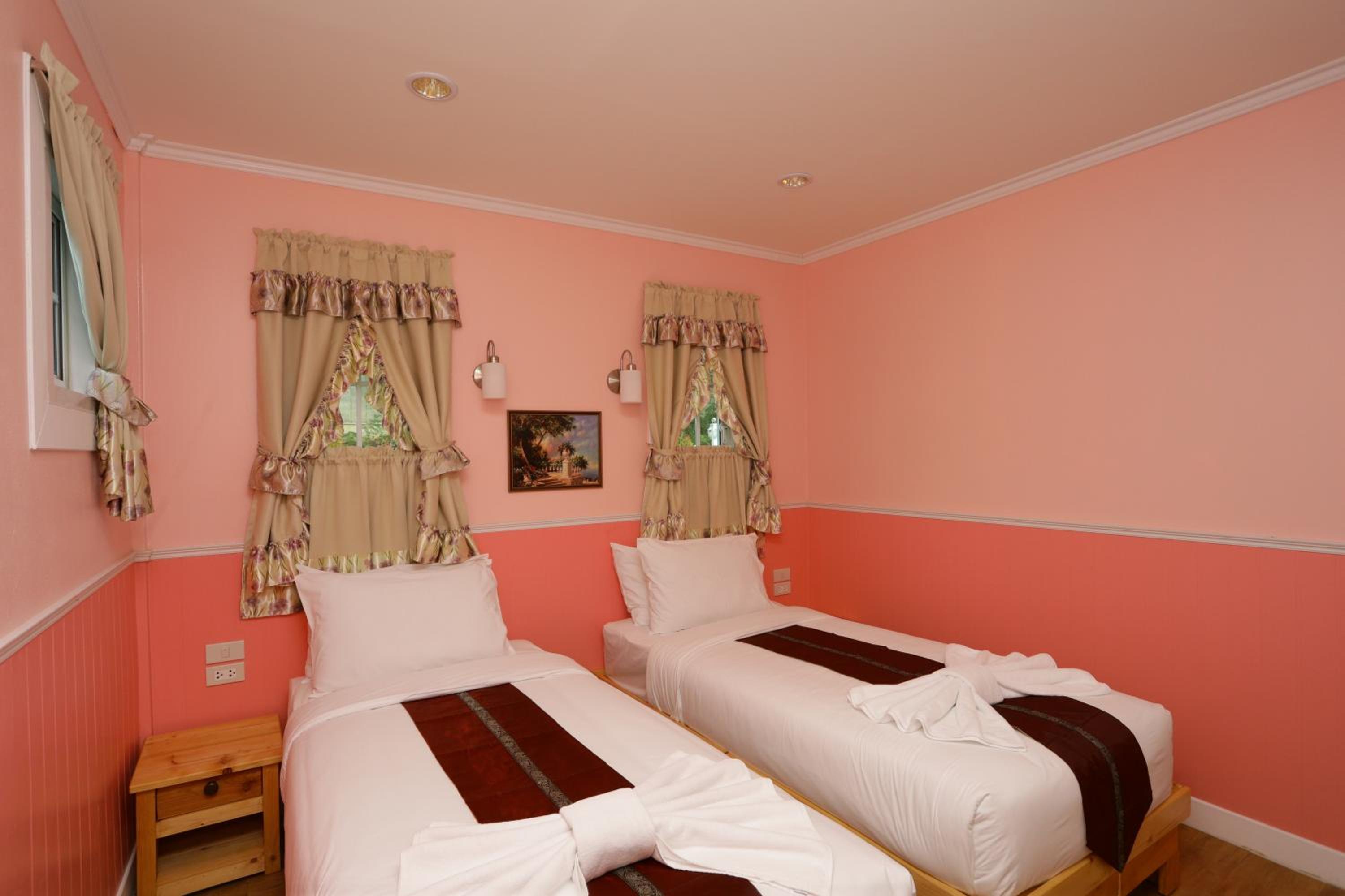 Villa with Sea View - Photo 17