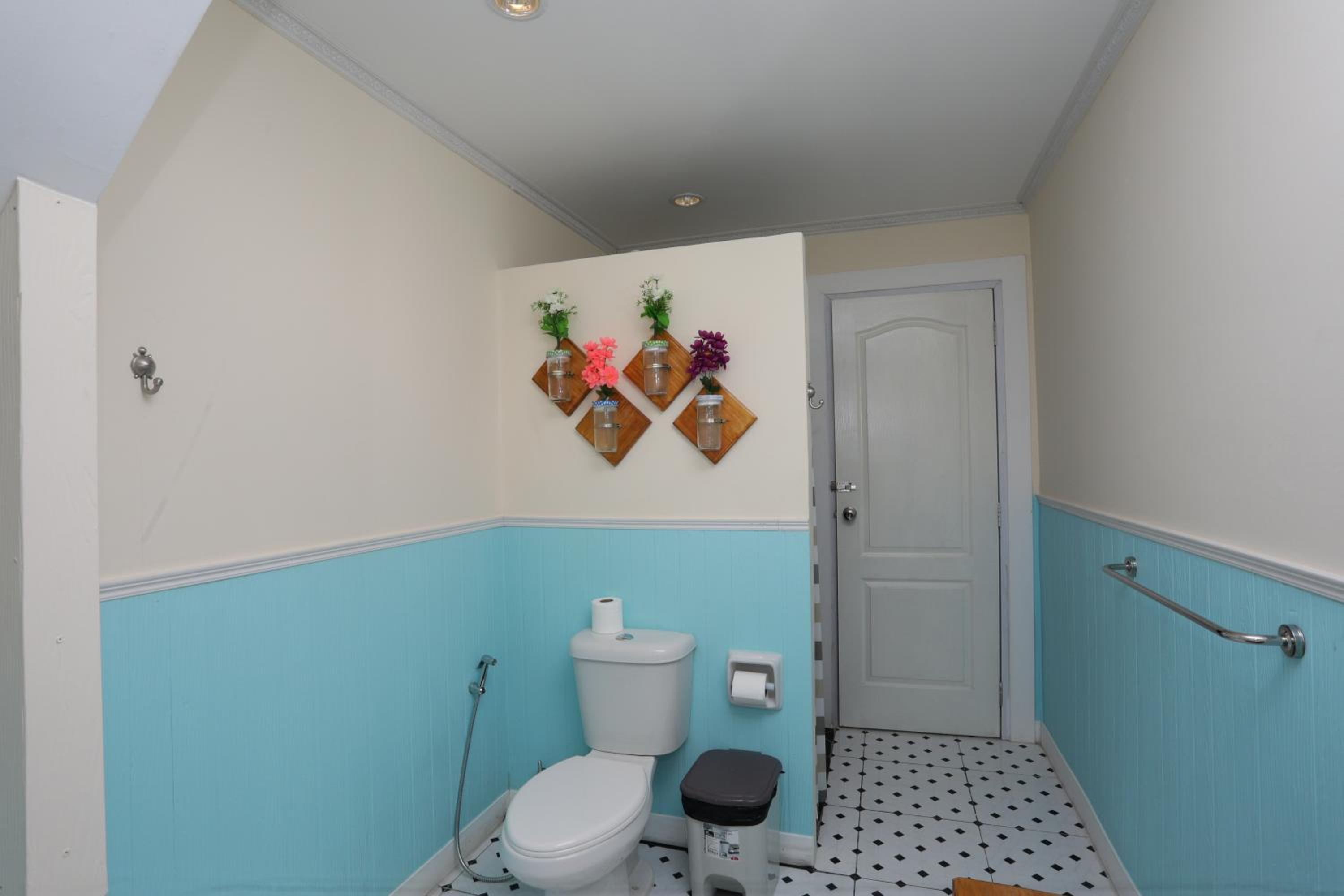 Villa with Sea View - Photo 14