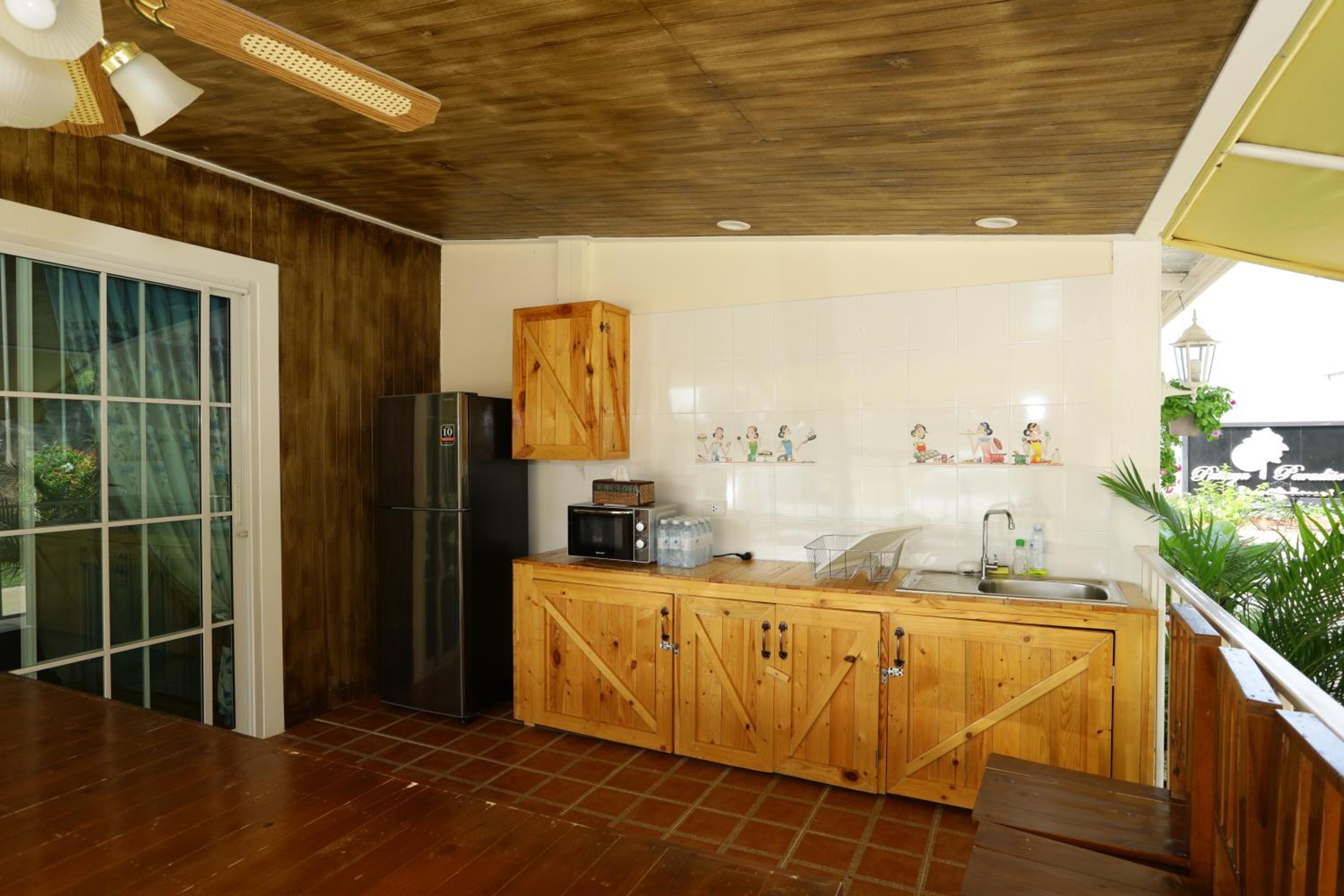 Villa with Sea View - Photo 2