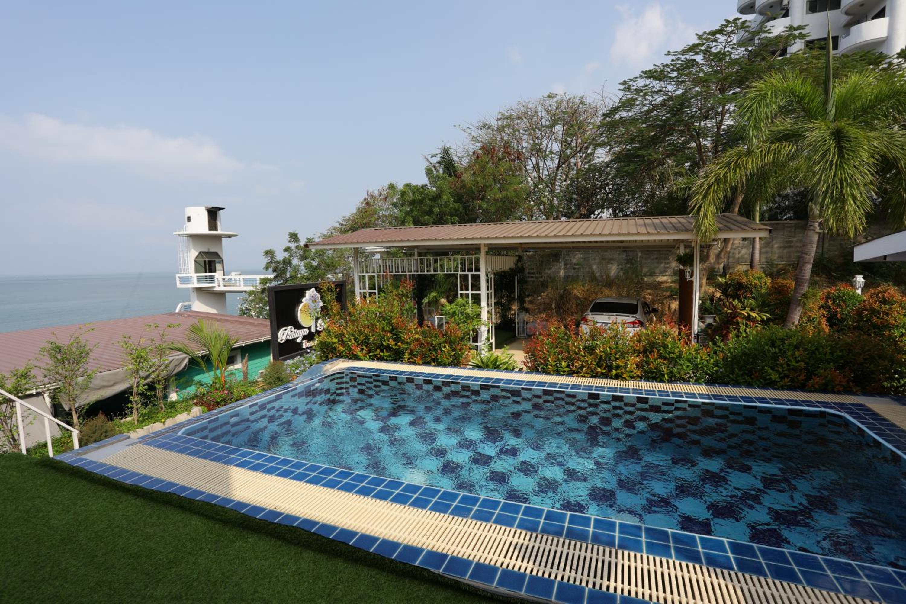 Villa with Sea View - Photo 63