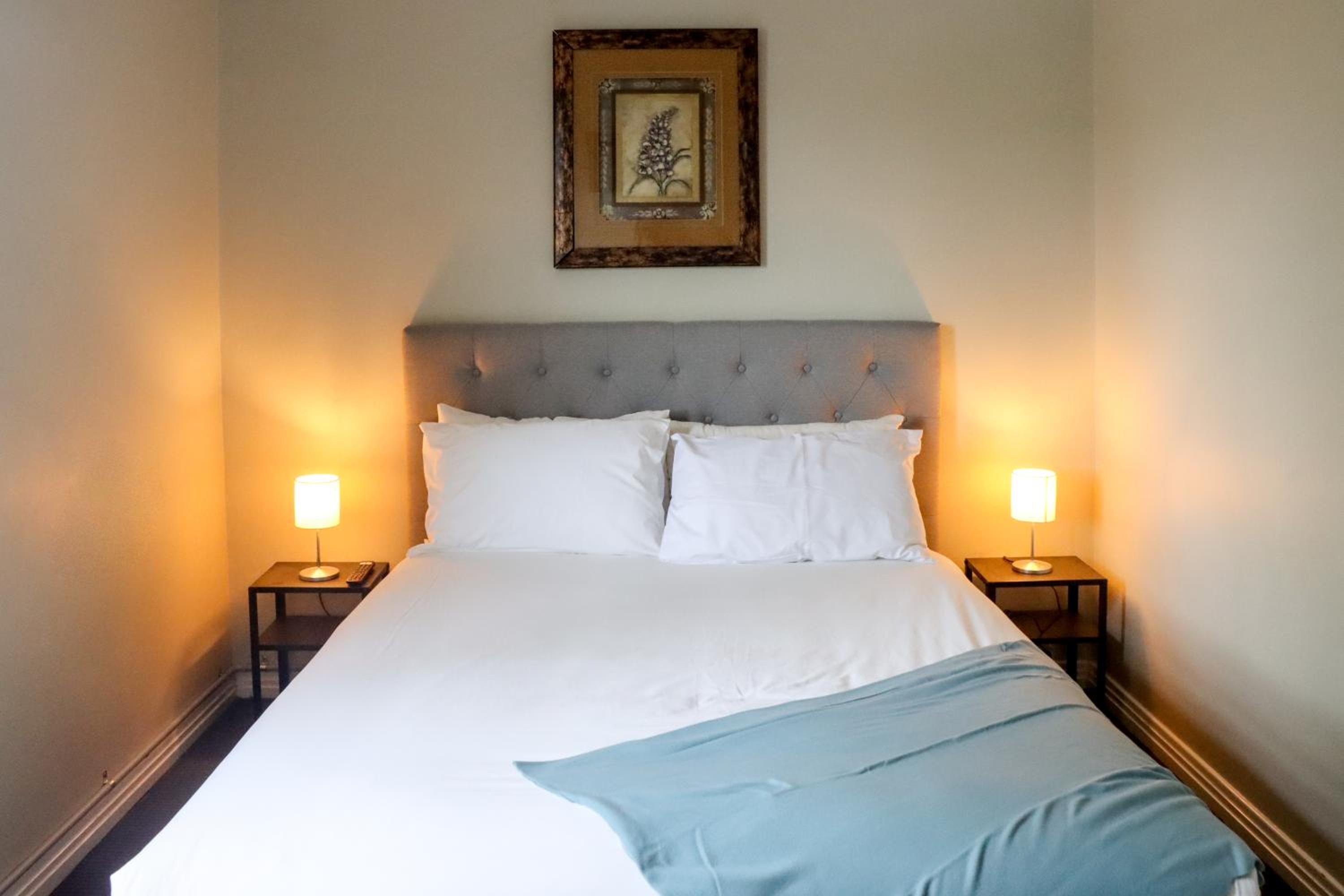 Double Room With Shared Bathroom photo 1