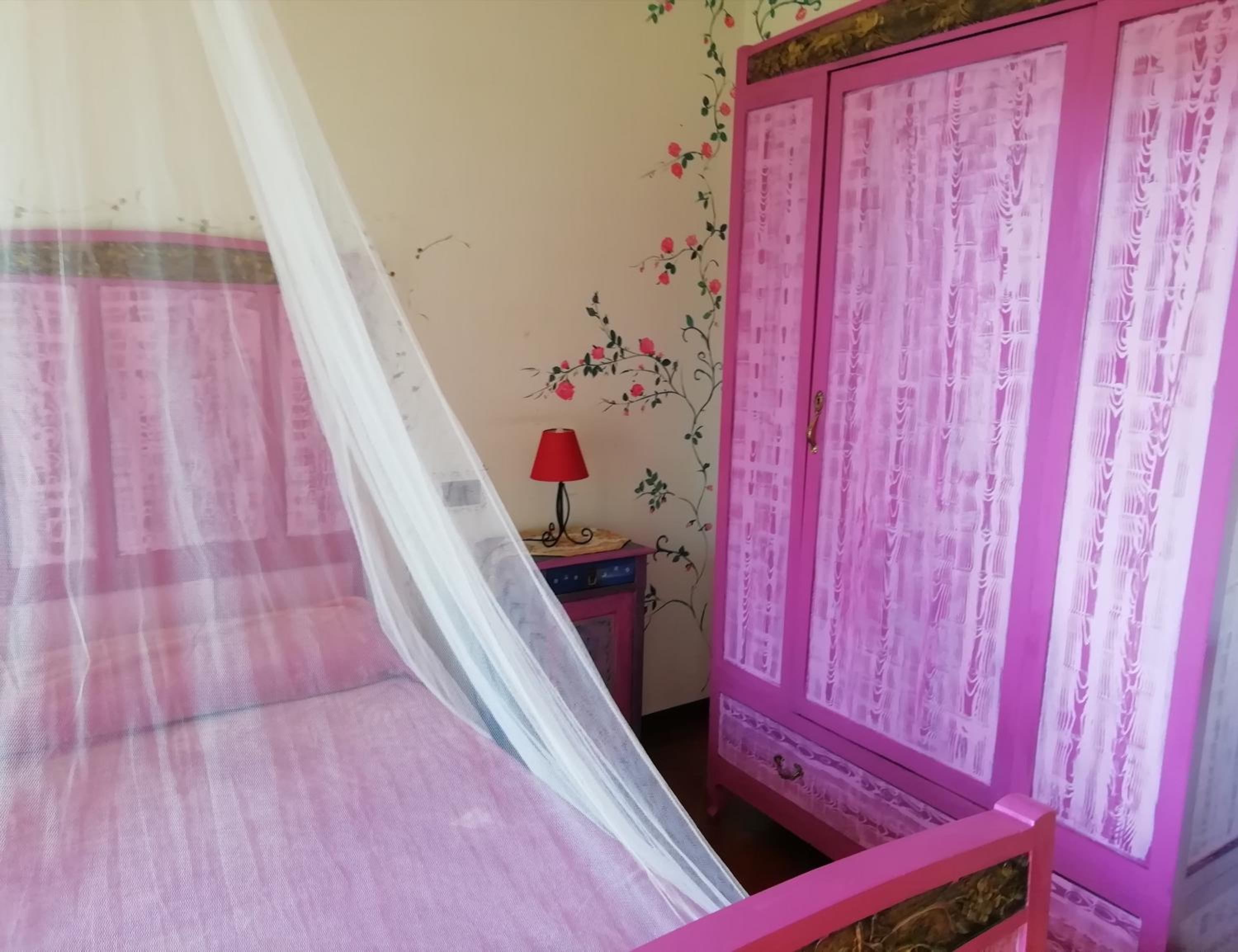 Double Room with Garden View - Photo 2