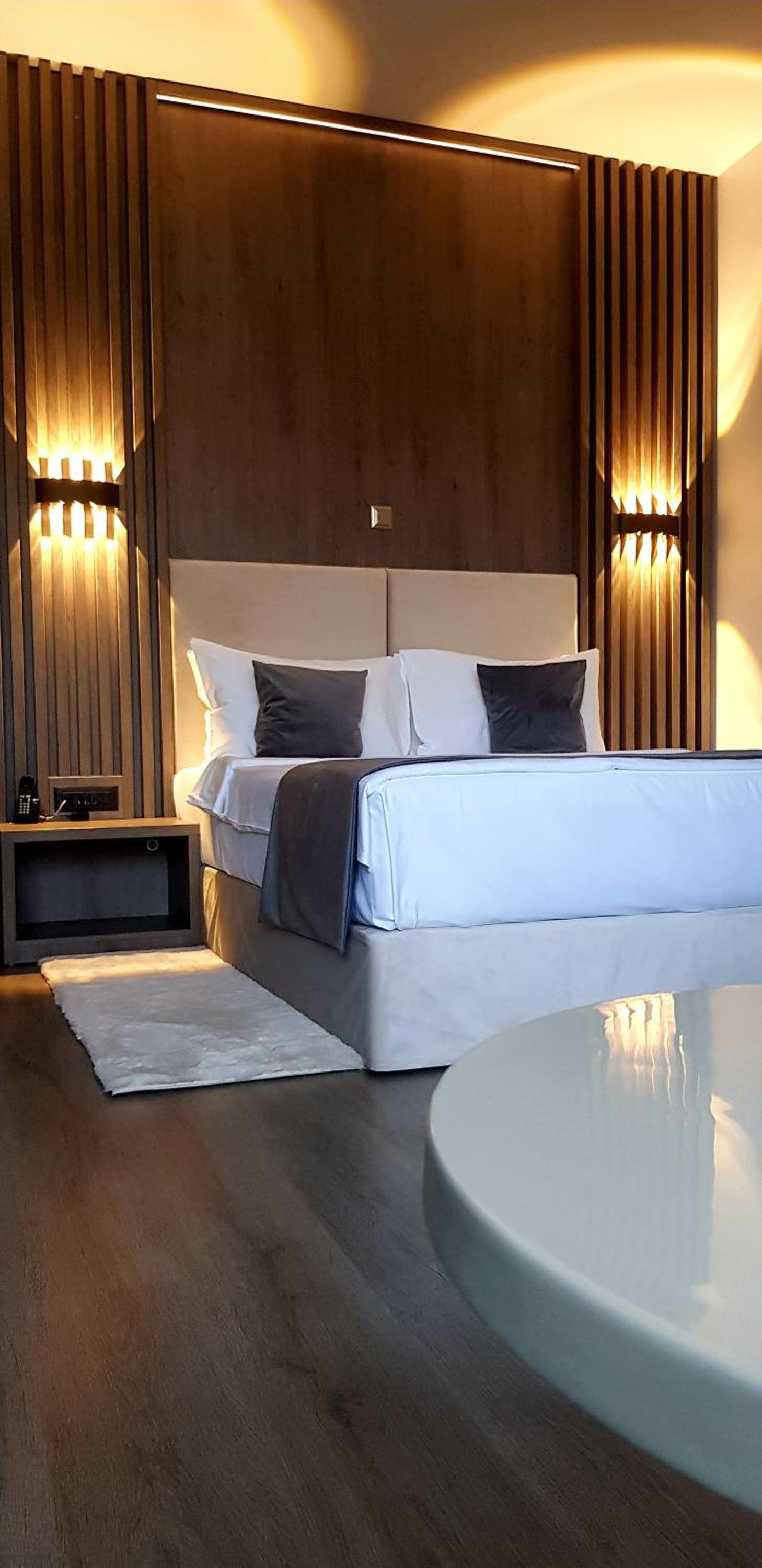 Standard Double Room - Photo 6