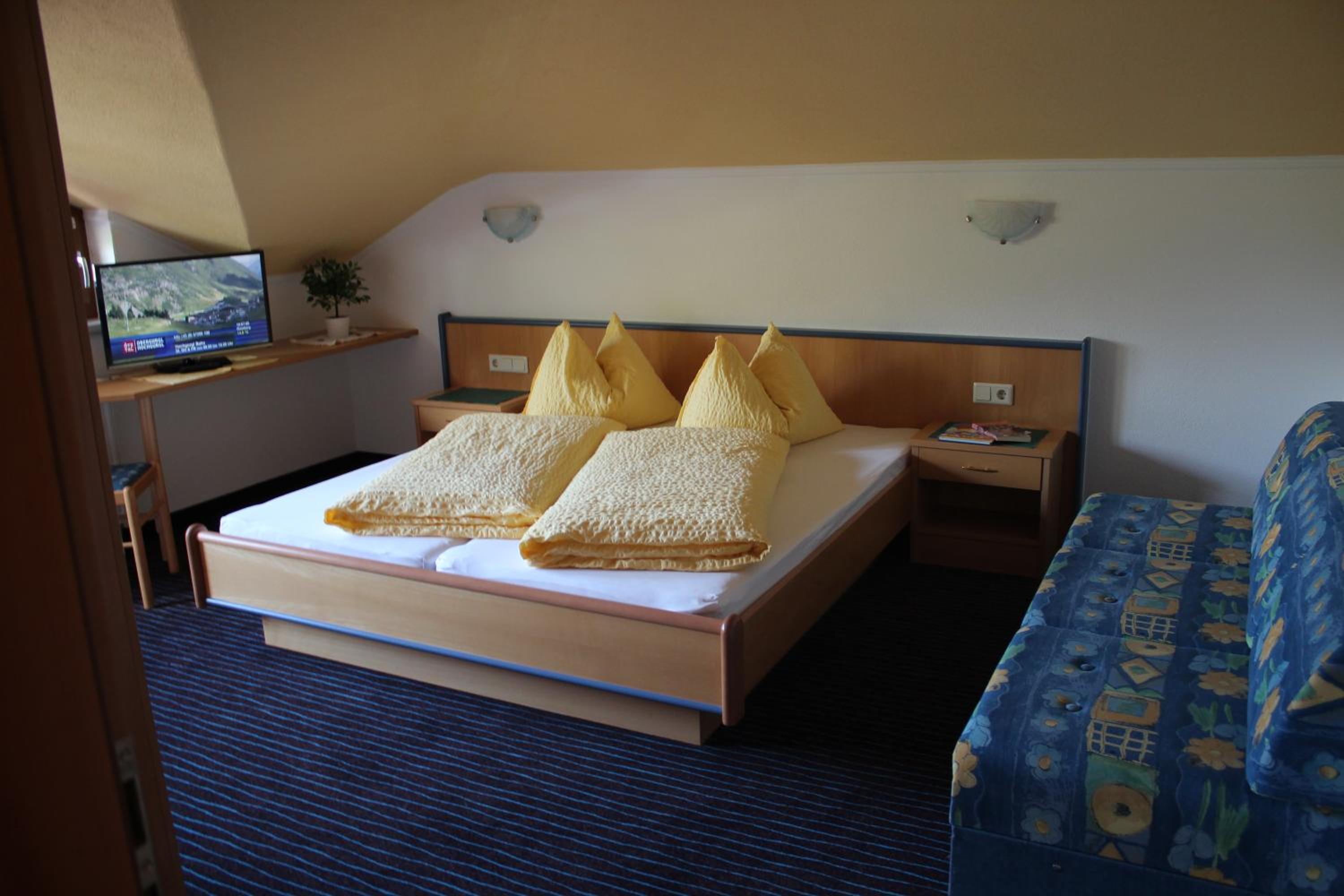 Superior One-Bedroom Apartment with Balcony photo 1