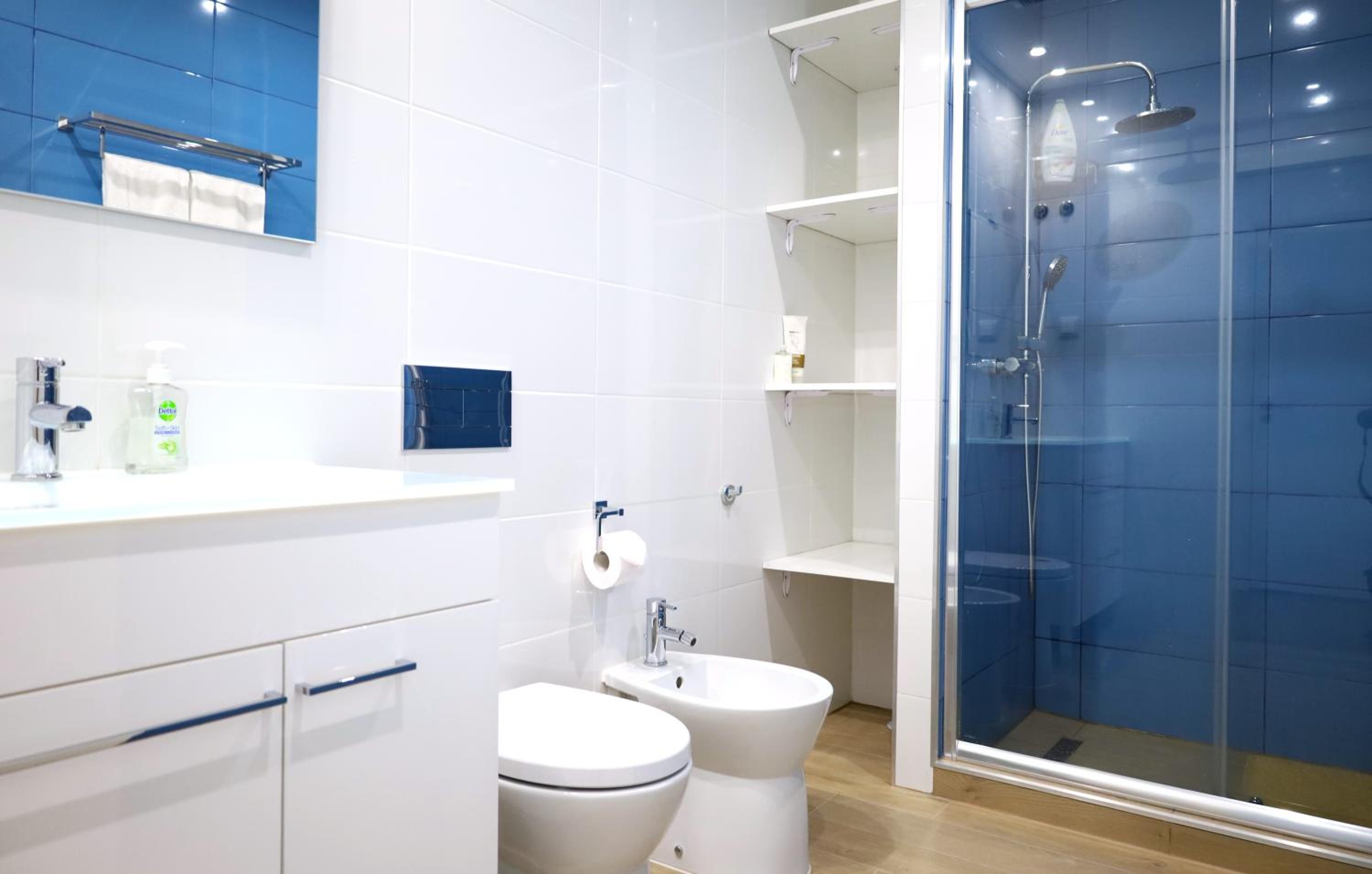 Three-Bedroom Apartment - Photo 18