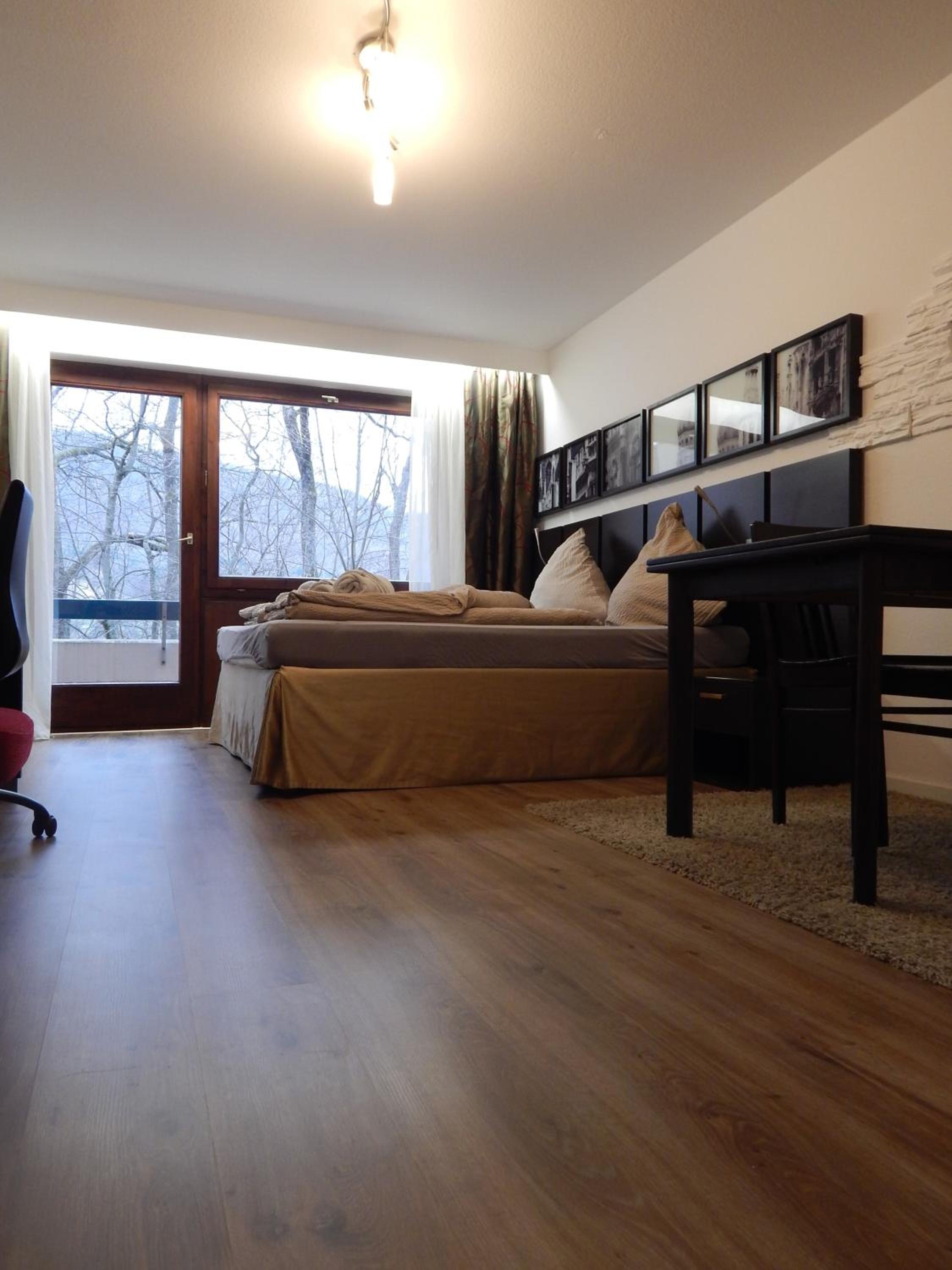 One-Bedroom Apartment photo 2
