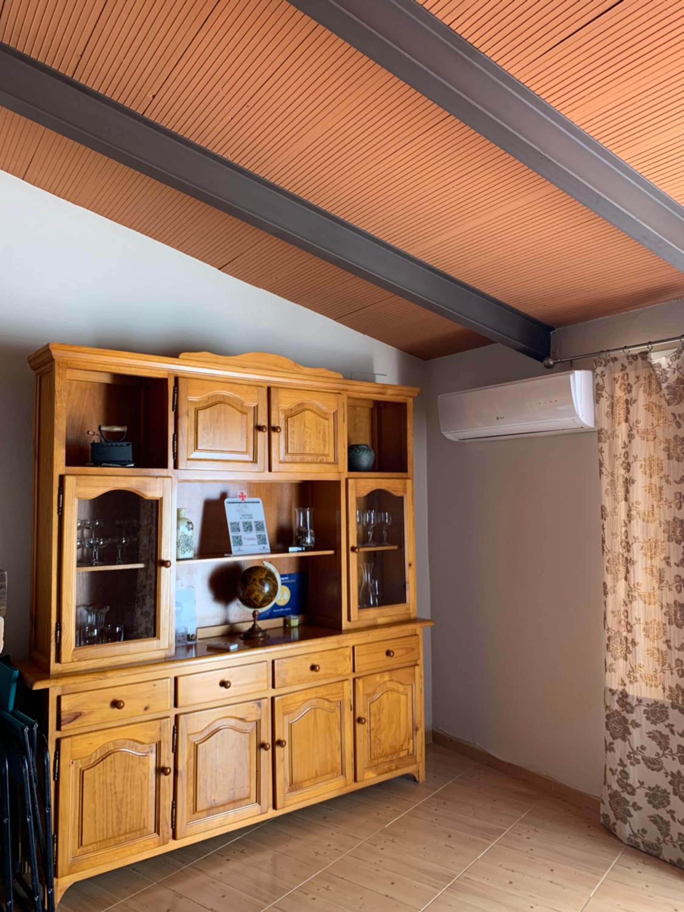 Apartment with Terrace - Photo 31