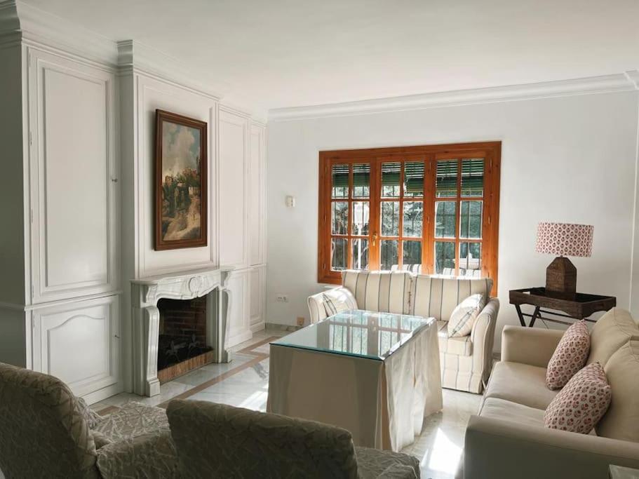Casa de cinco habitaciones