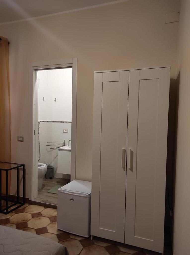 Twin Room with Bathroom photo 1