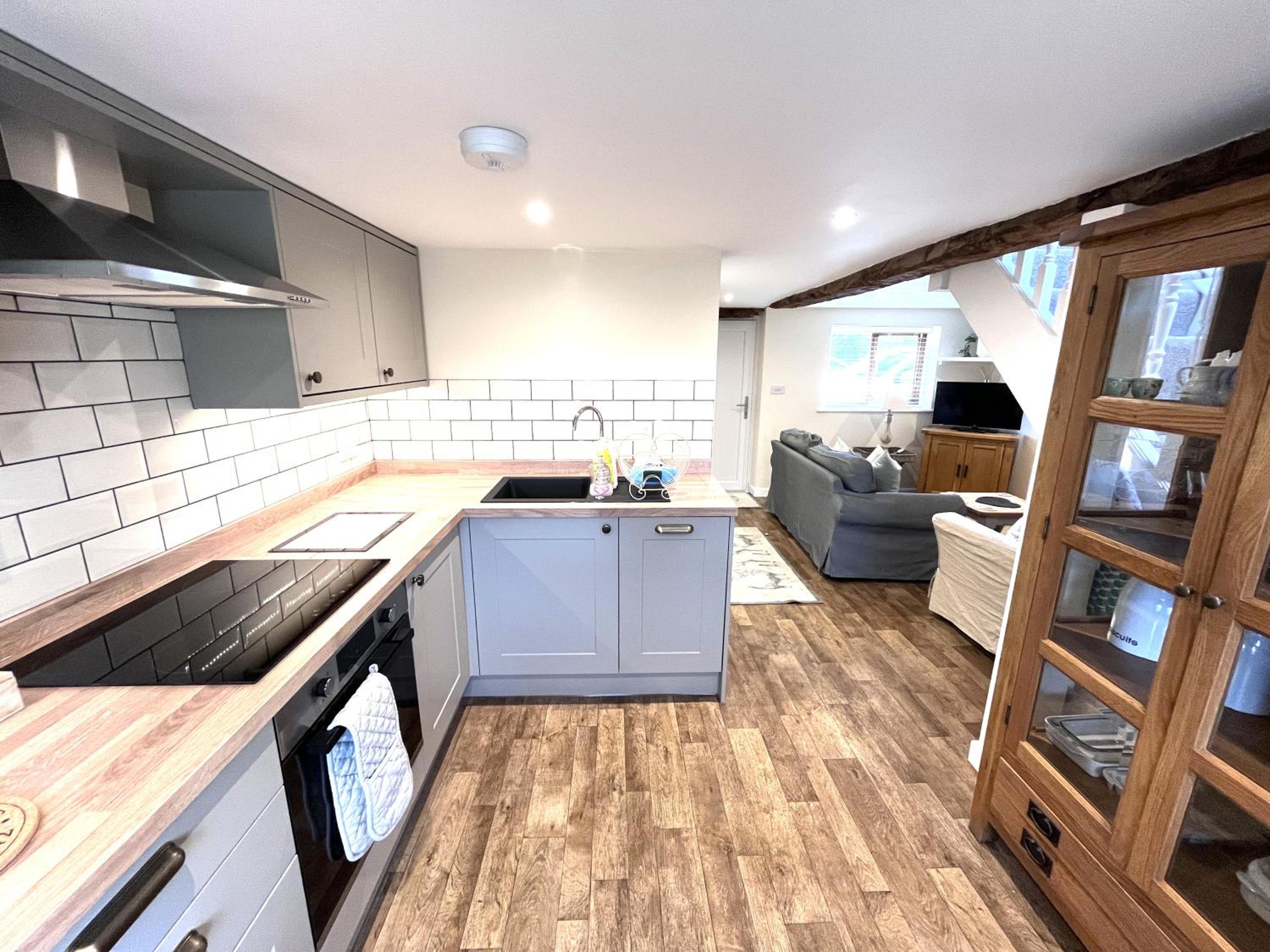 Two-Bedroom Cottage - Stable Cottage photo 3