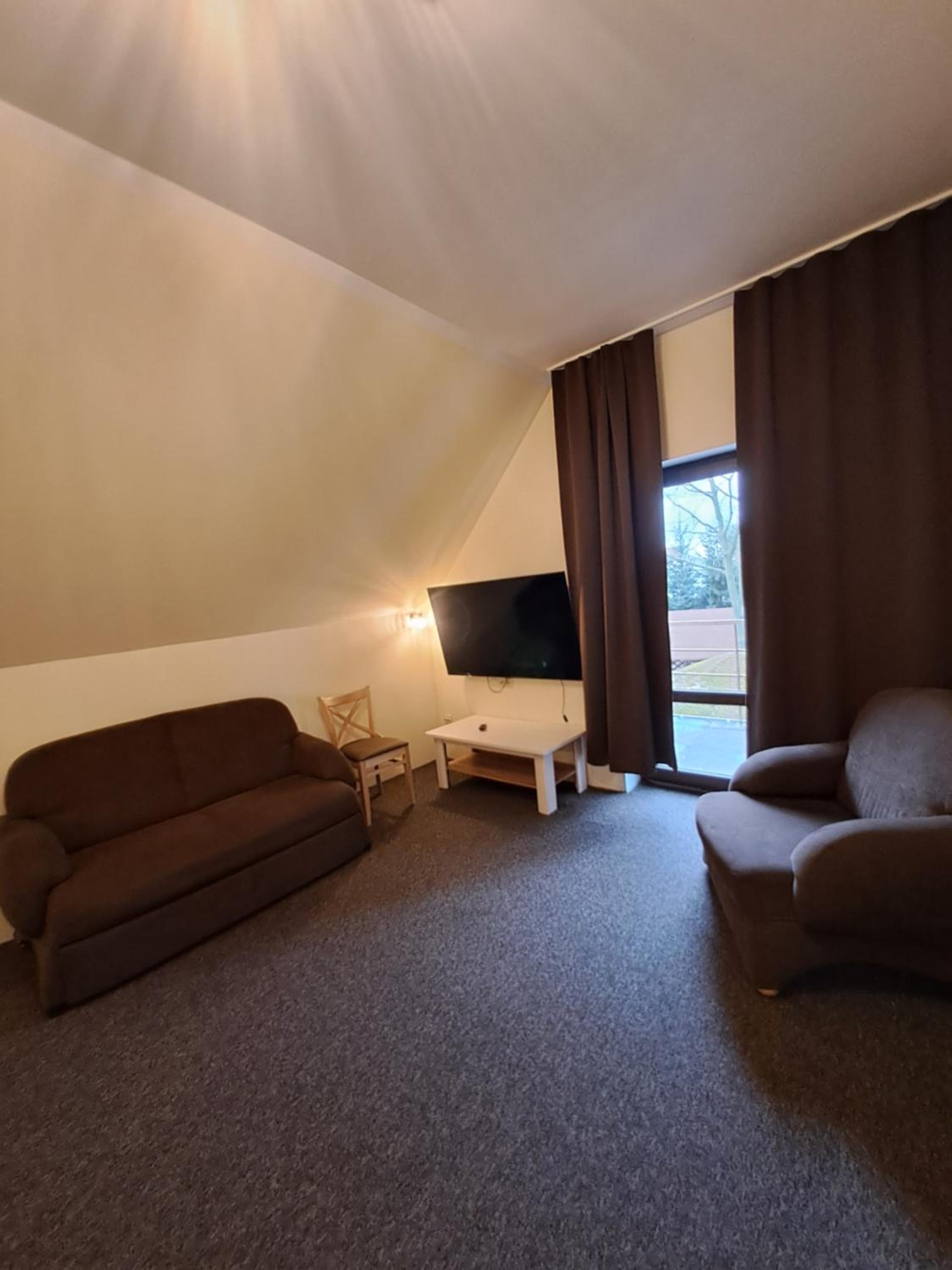 Two-Bedroom Apartment - Photo 2