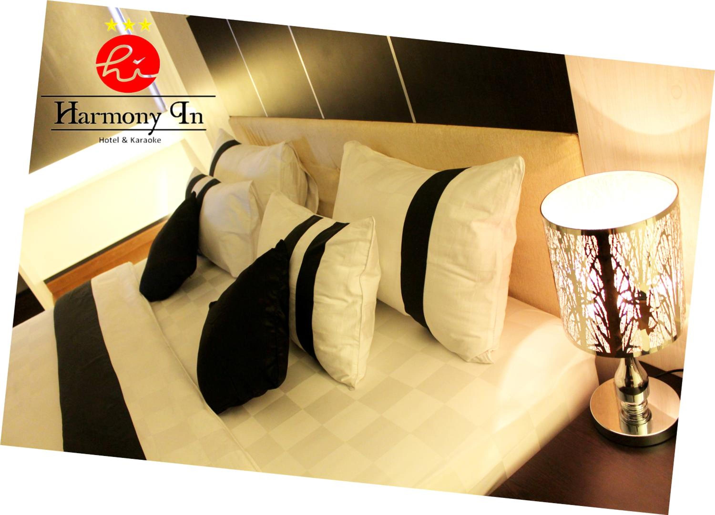 Executive Suite - Photo 4