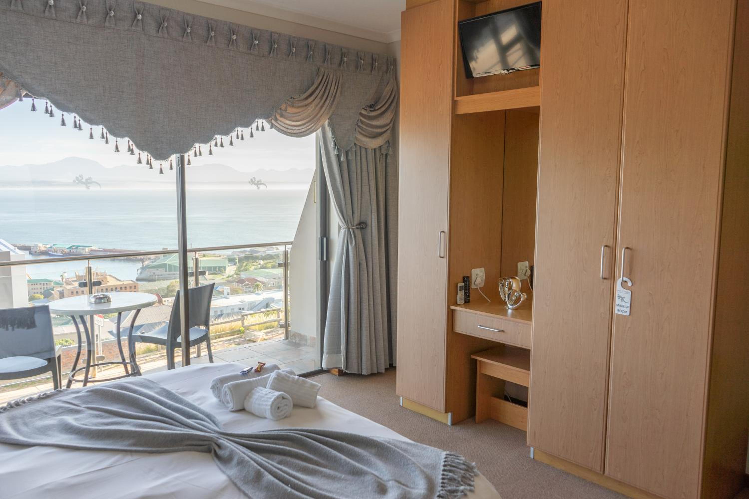 Luxury Room - Photo 1