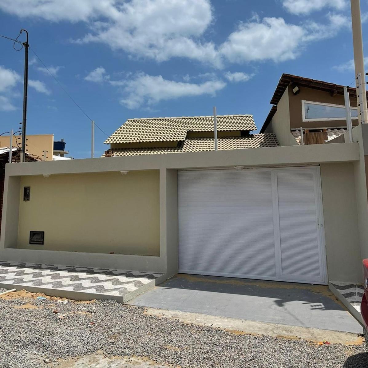 Three-Bedroom House photo 3