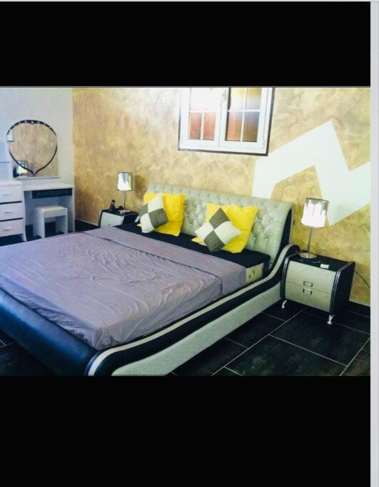 Three-Bedroom Villa photo 1