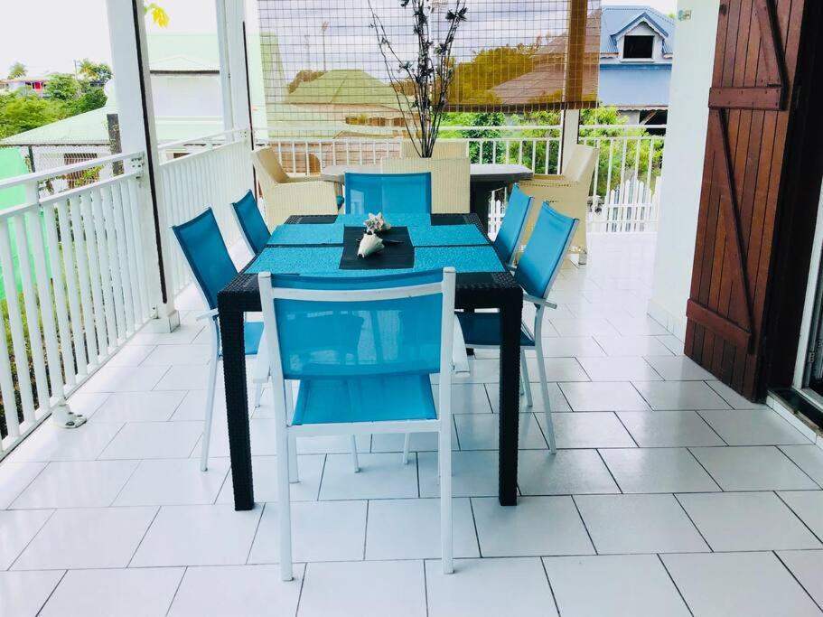 Three-Bedroom Villa photo 2