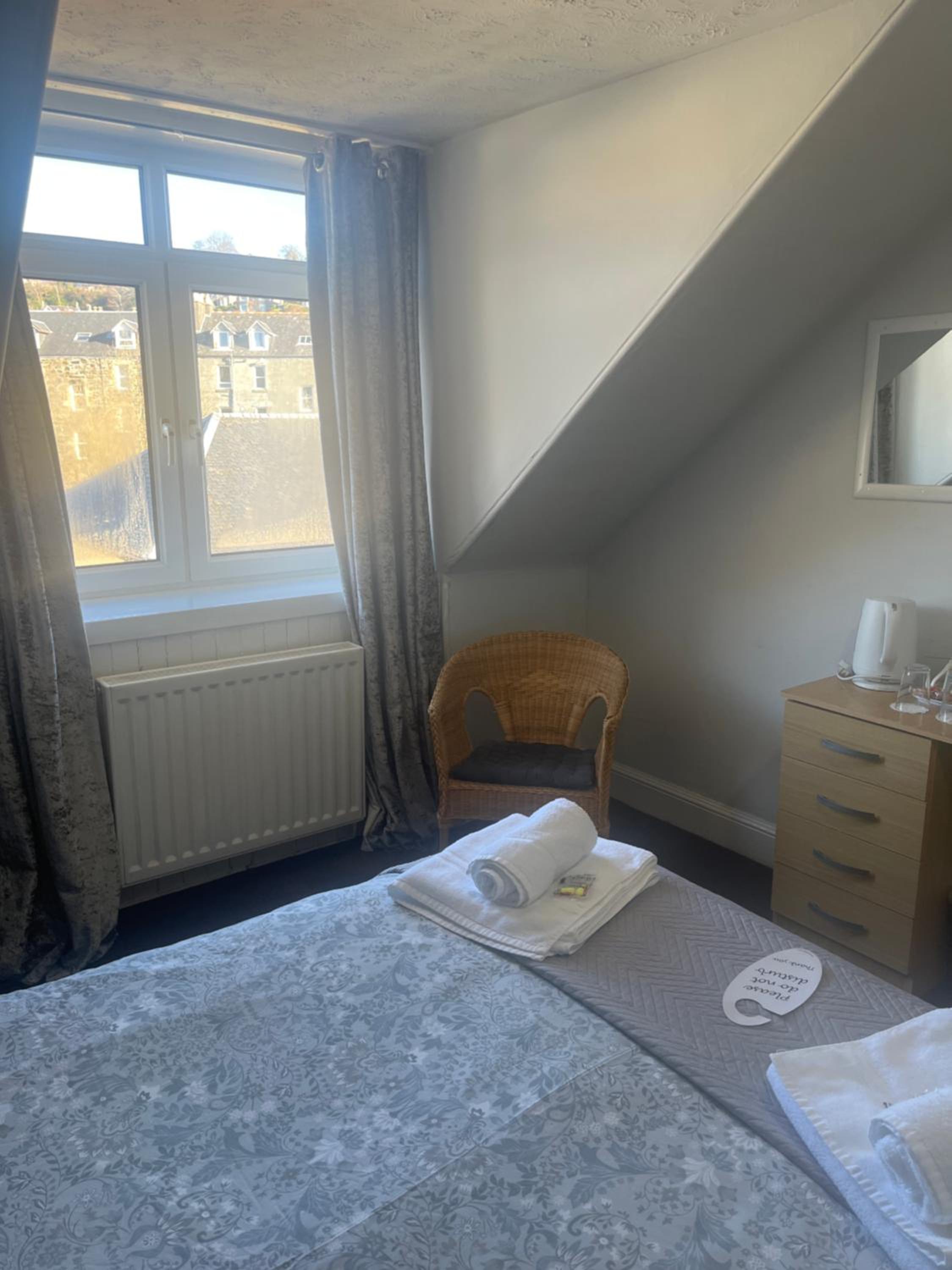 Double Room - Photo 4