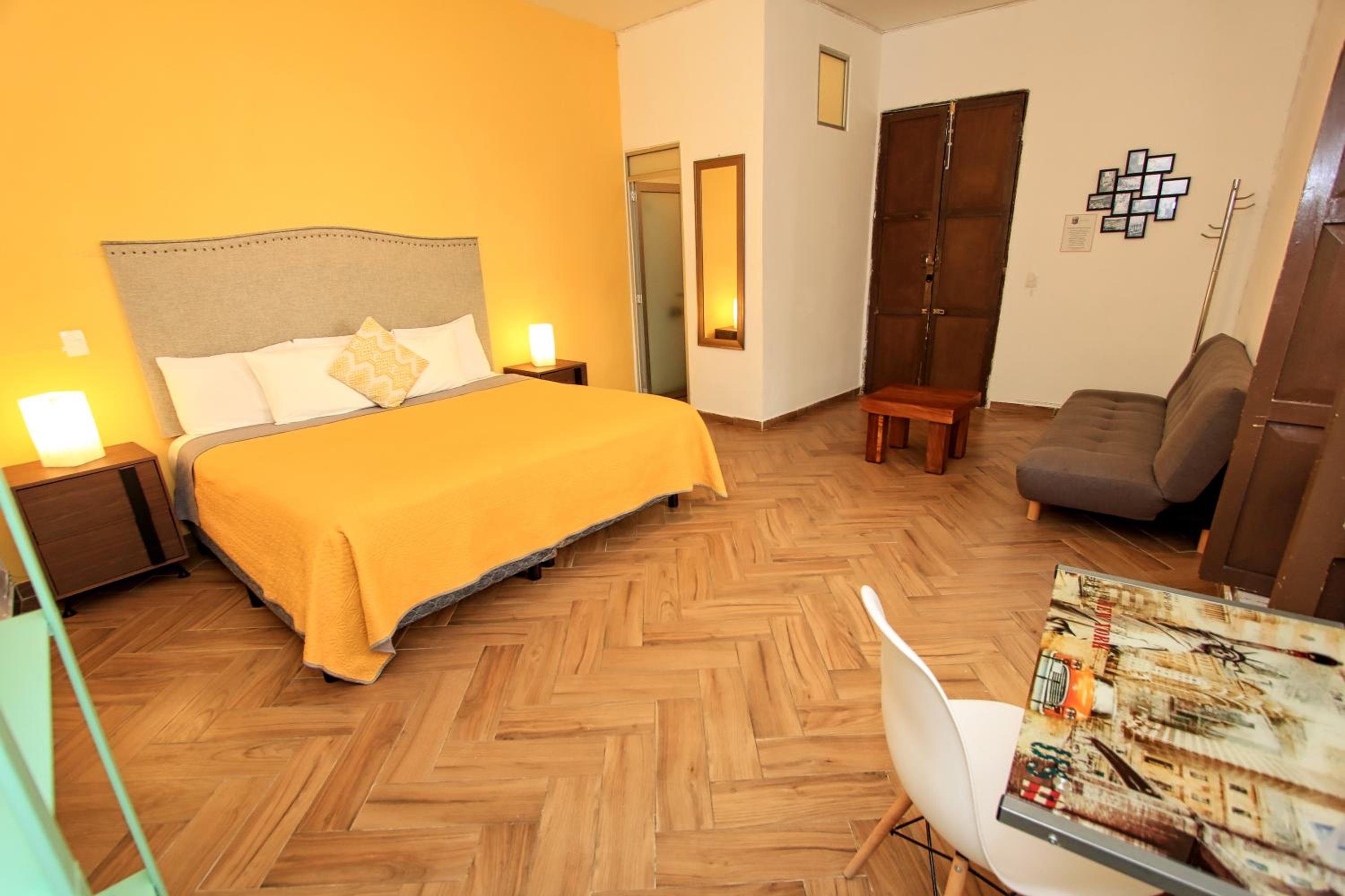 King Suite with Balcony - Photo 1
