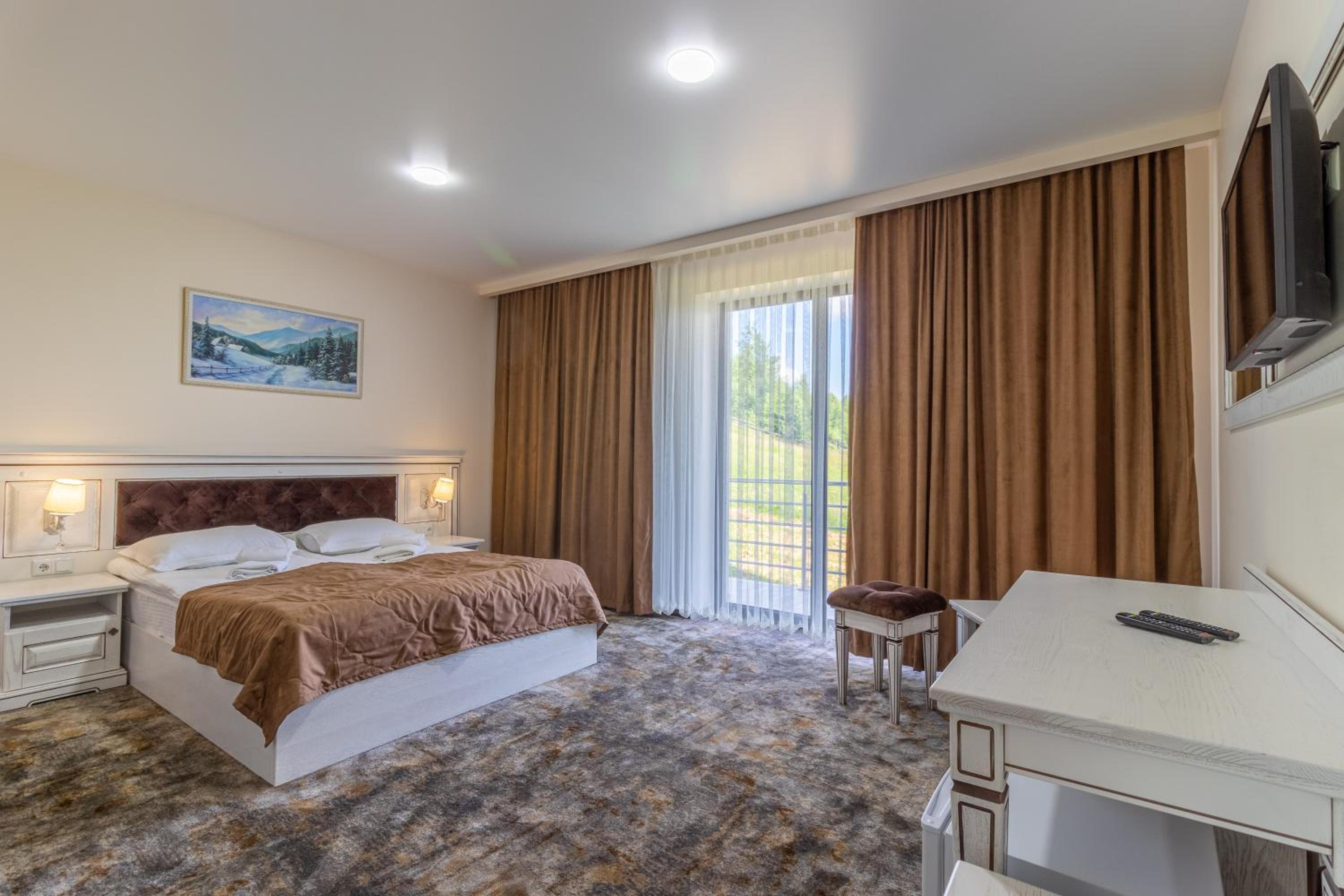 Deluxe Suite