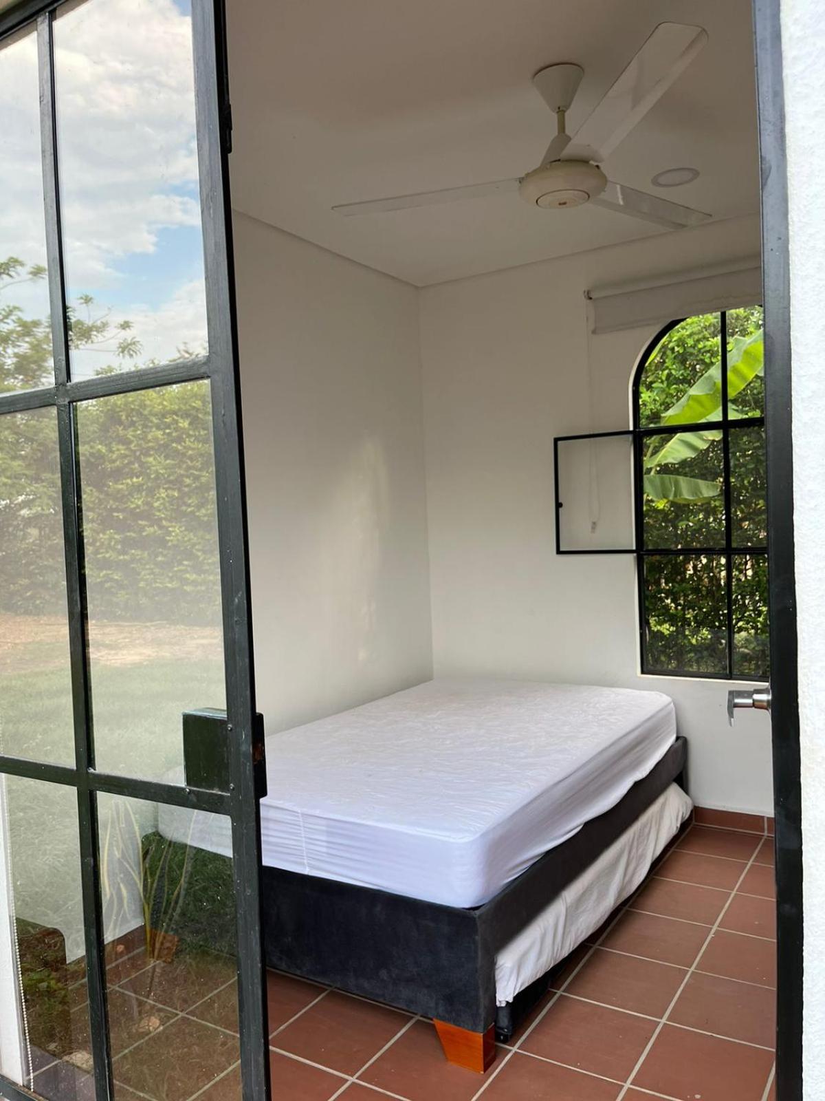 Three-Bedroom House photo 3