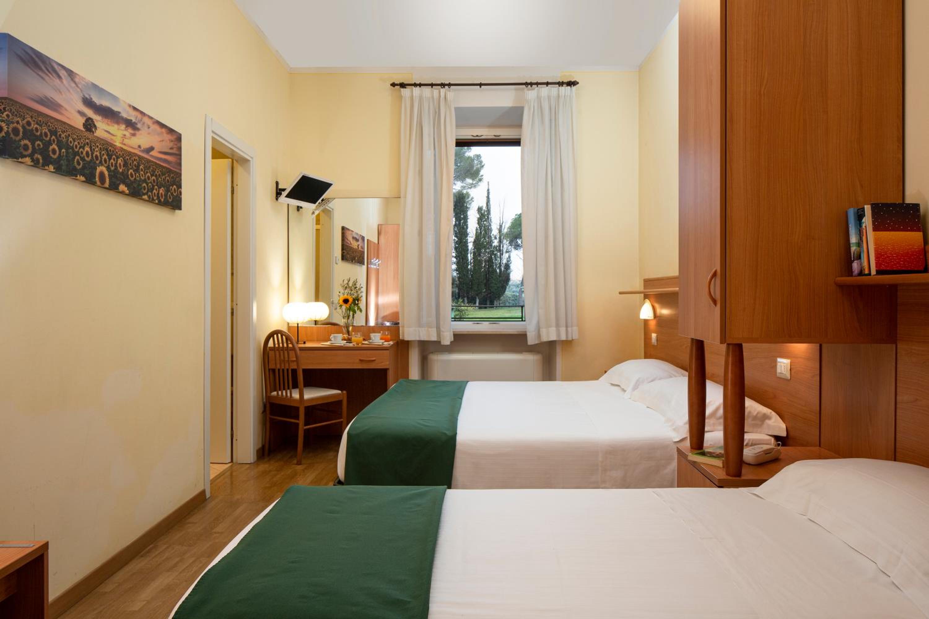 Superior Triple Room - Photo 5