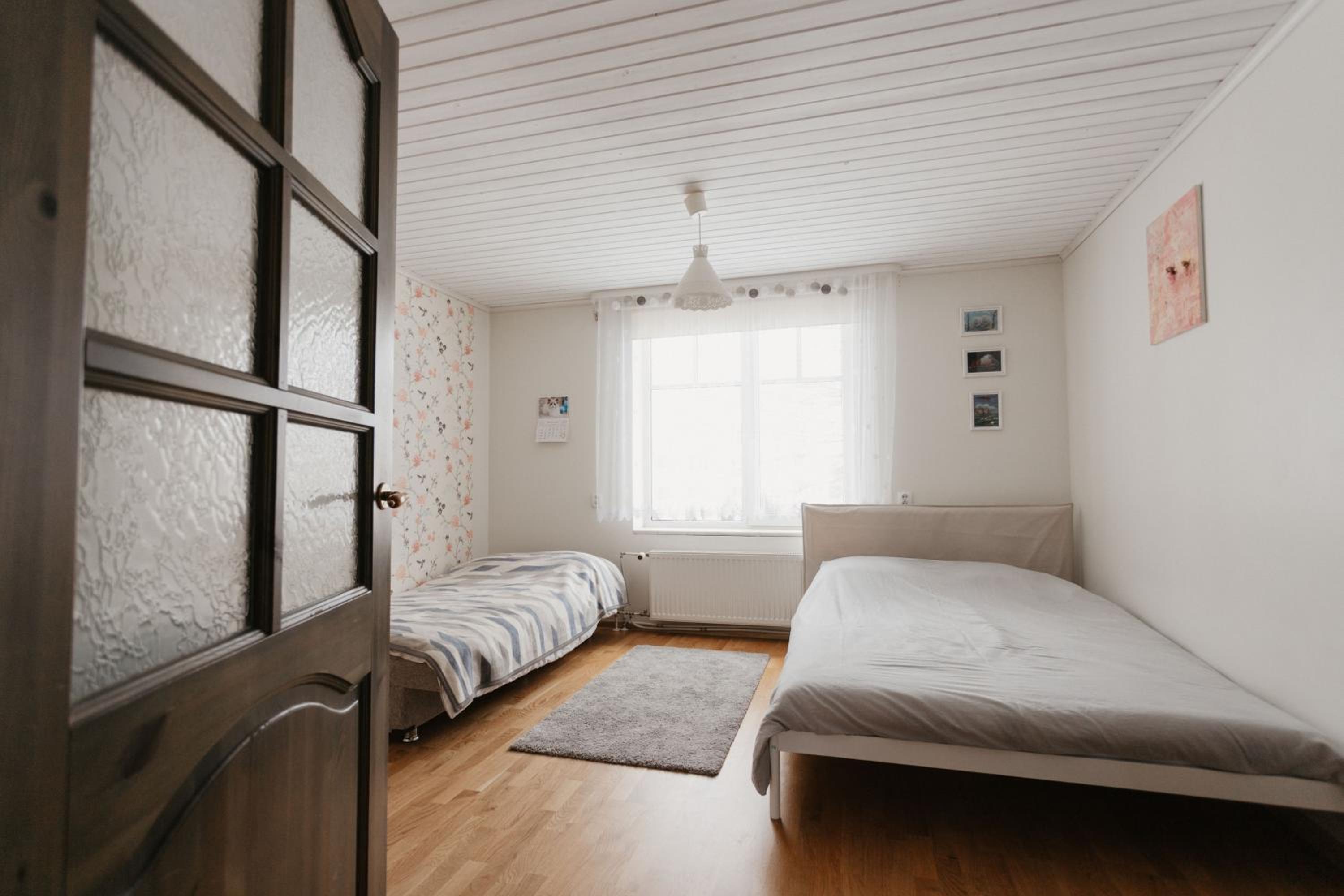 Three-Bedroom House - Photo 7
