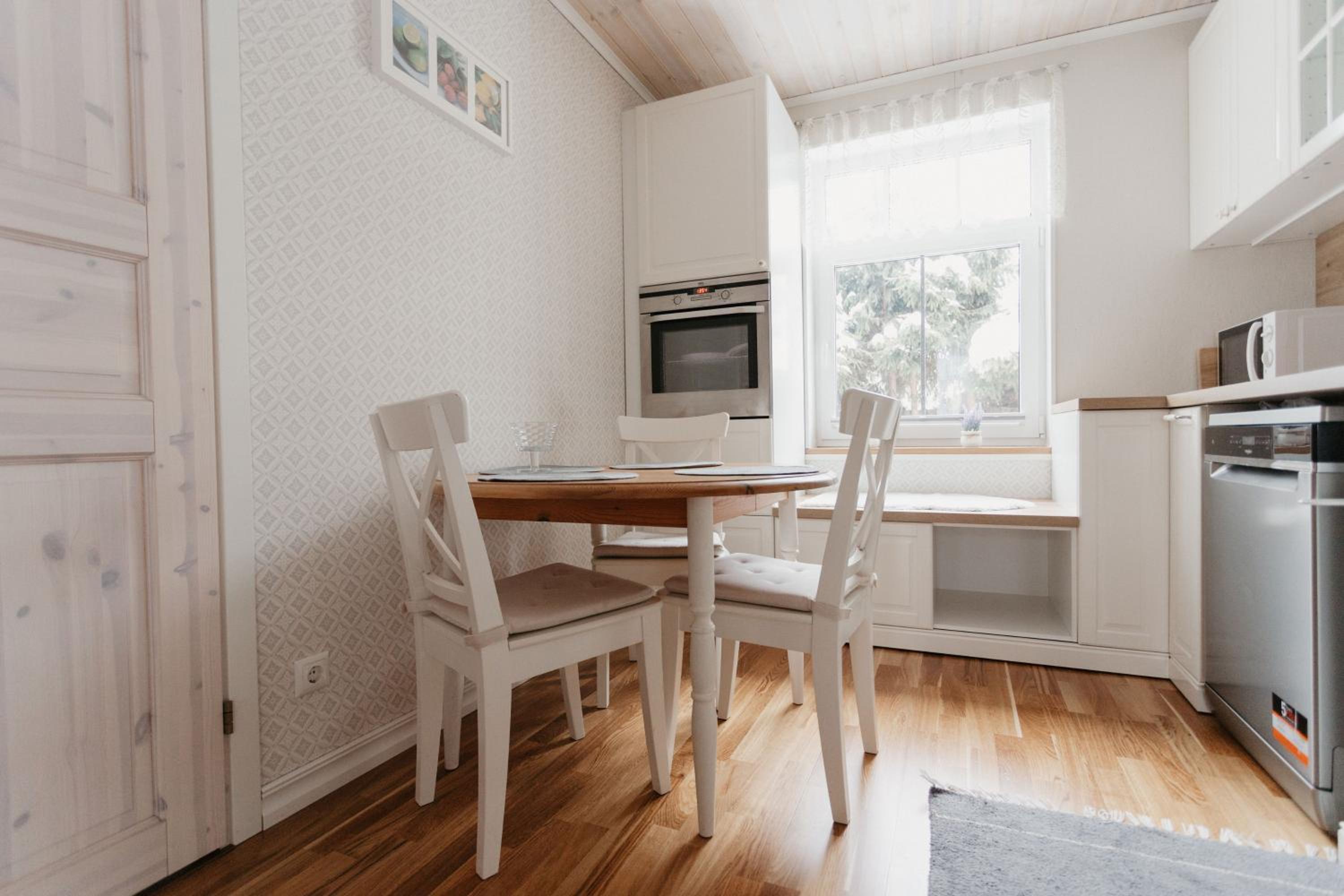 Three-Bedroom House - Photo 15