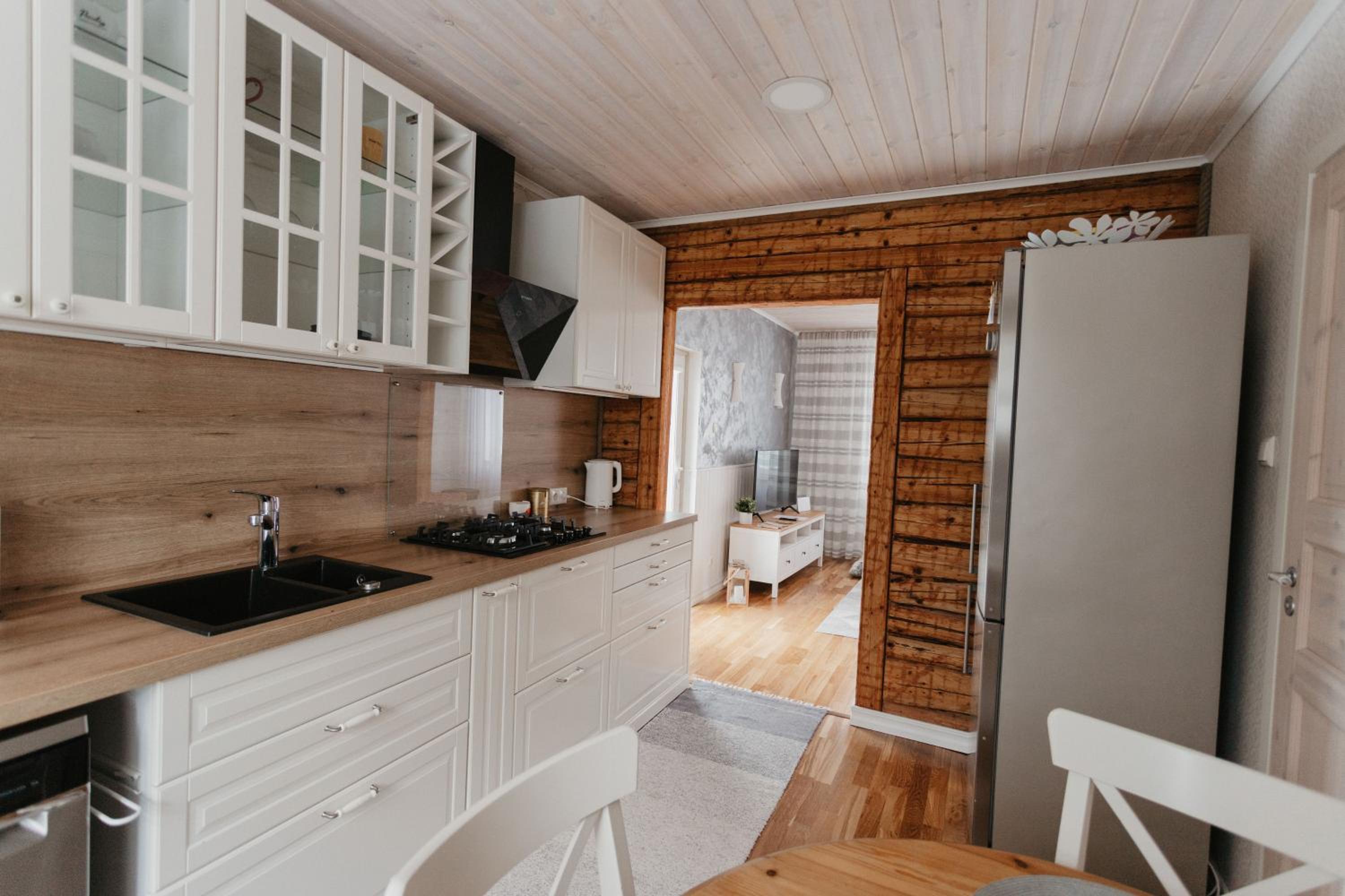 Three-Bedroom House - Photo 26