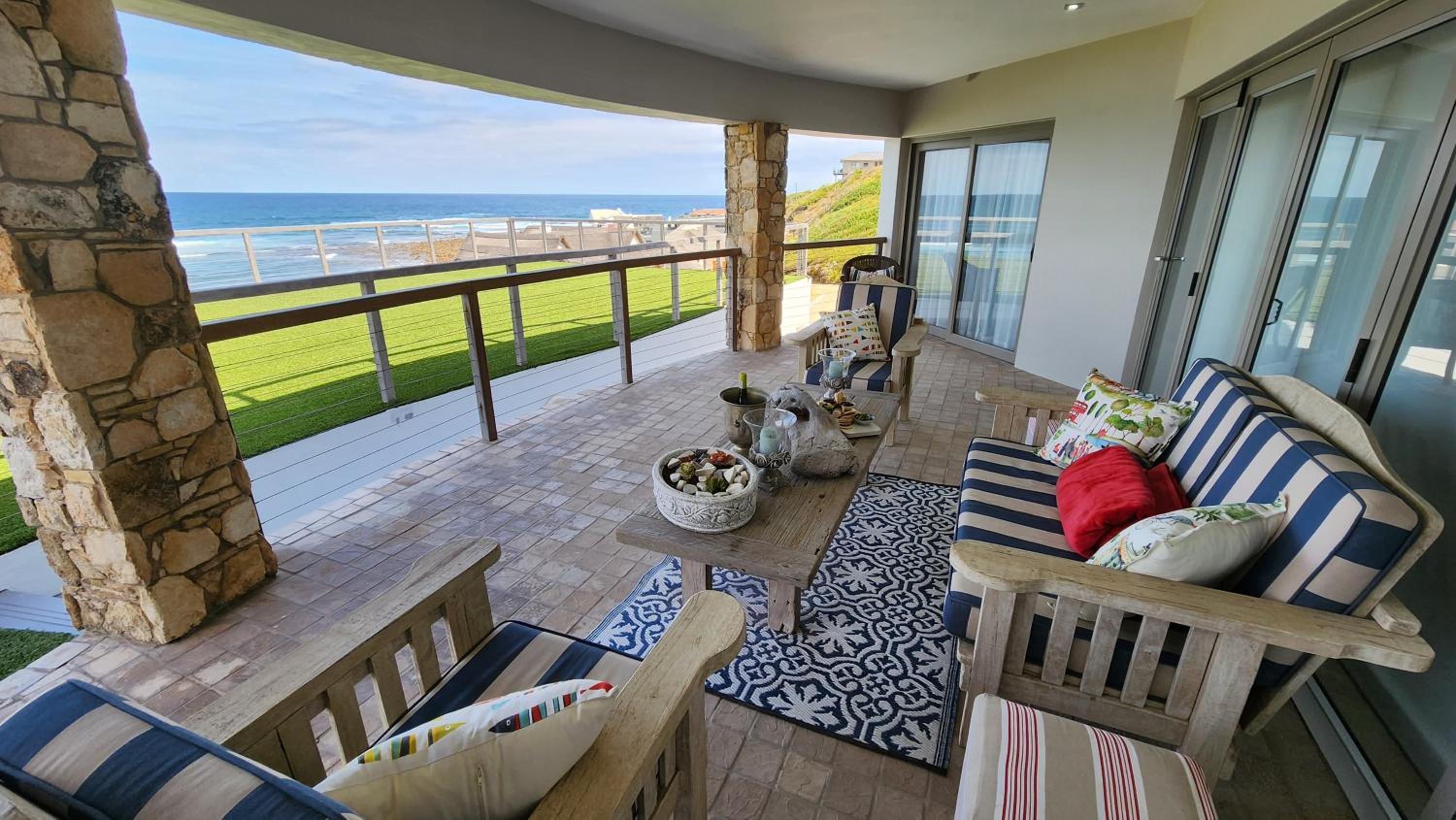 King Suite with Sea View - Photo 20