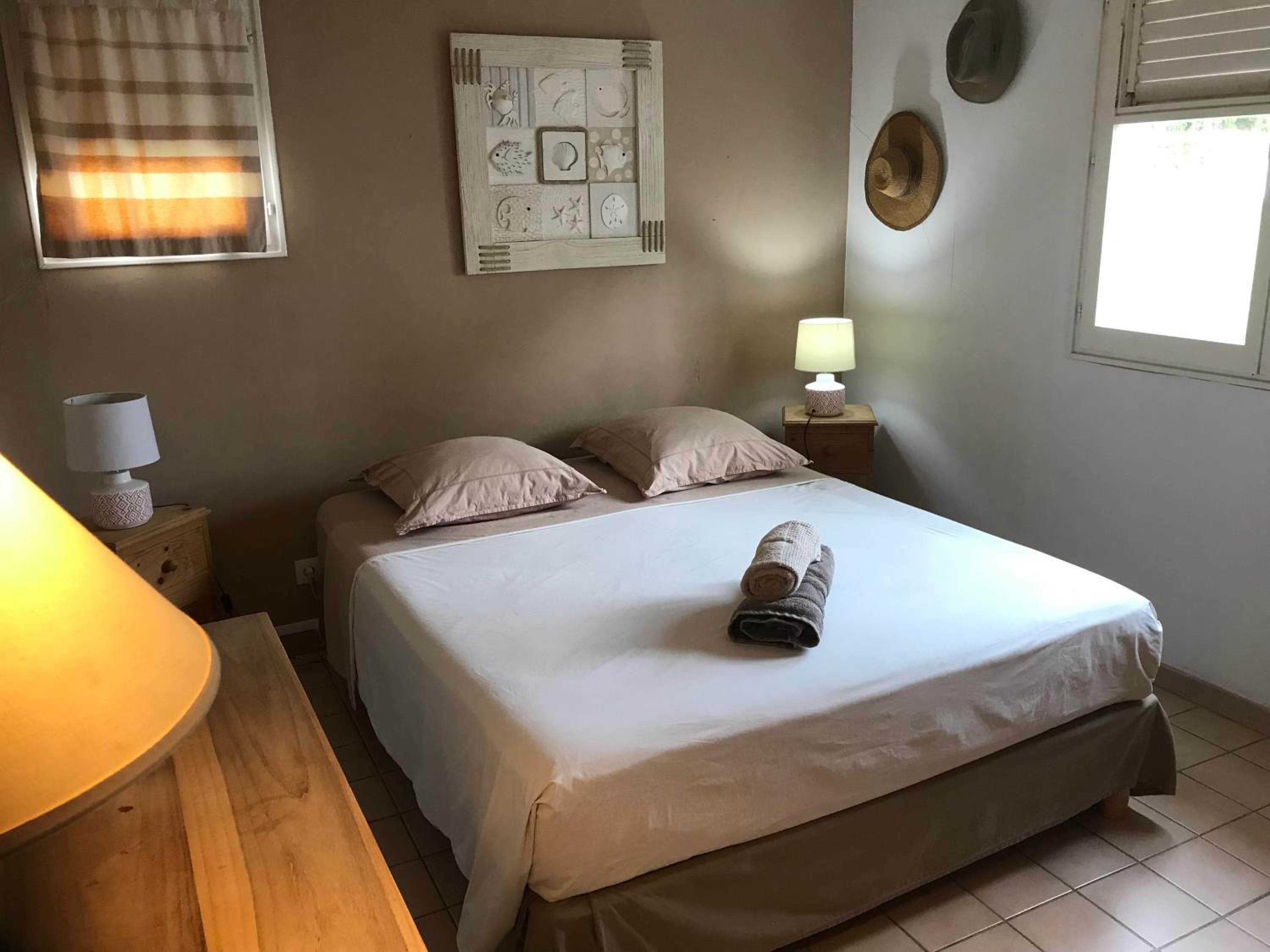 Three-Bedroom House photo 1