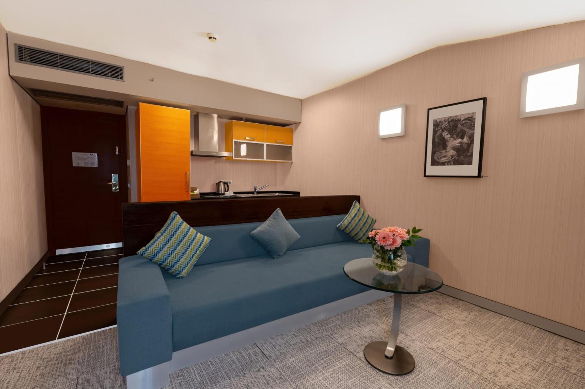 Adjoining Deluxe Family Room