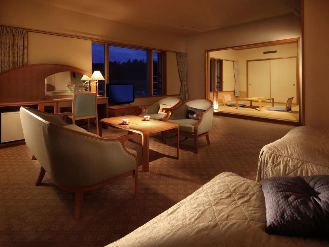 Room with Tatami Area - Photo 1