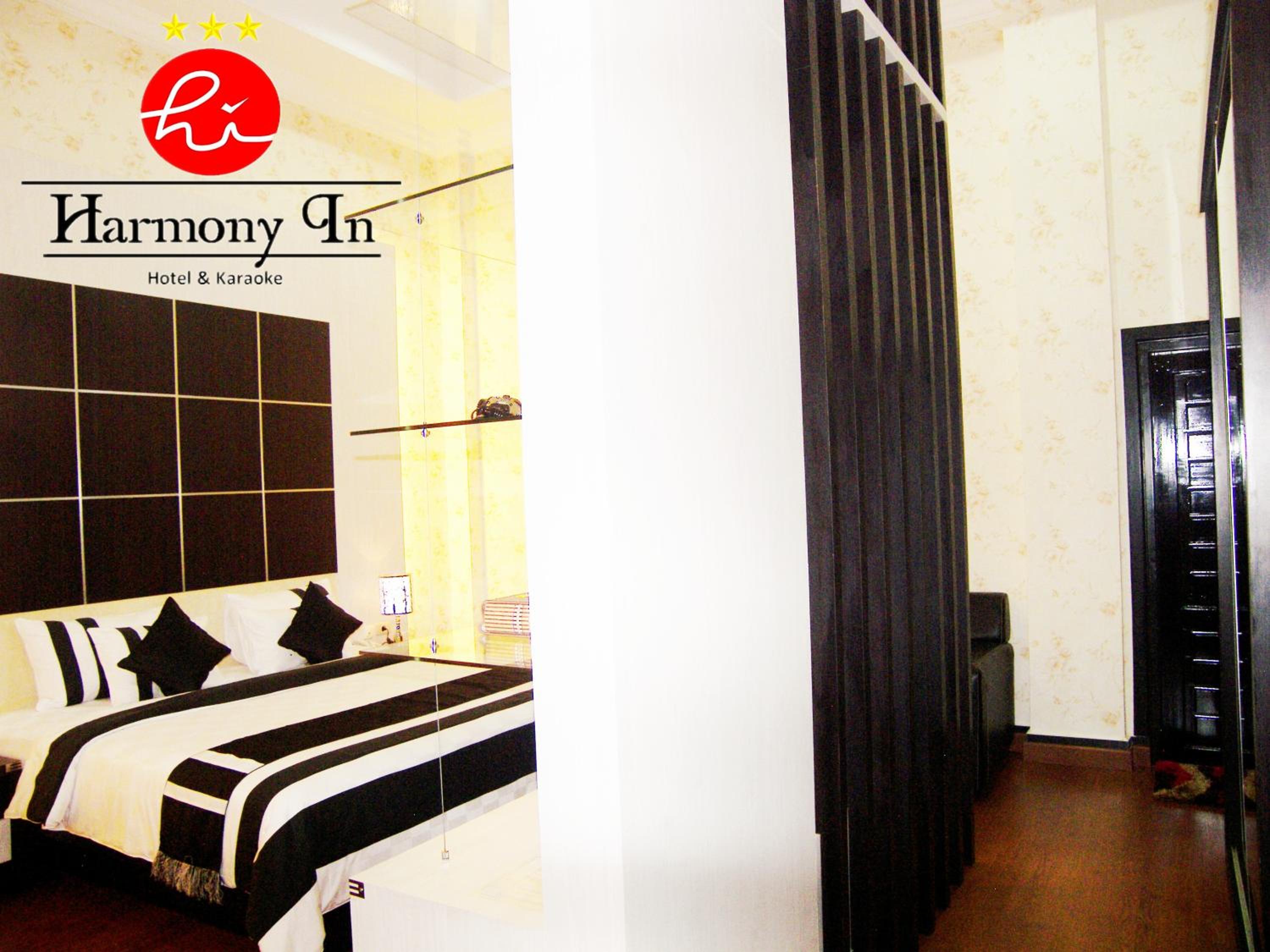 Executive Suite - Photo 7