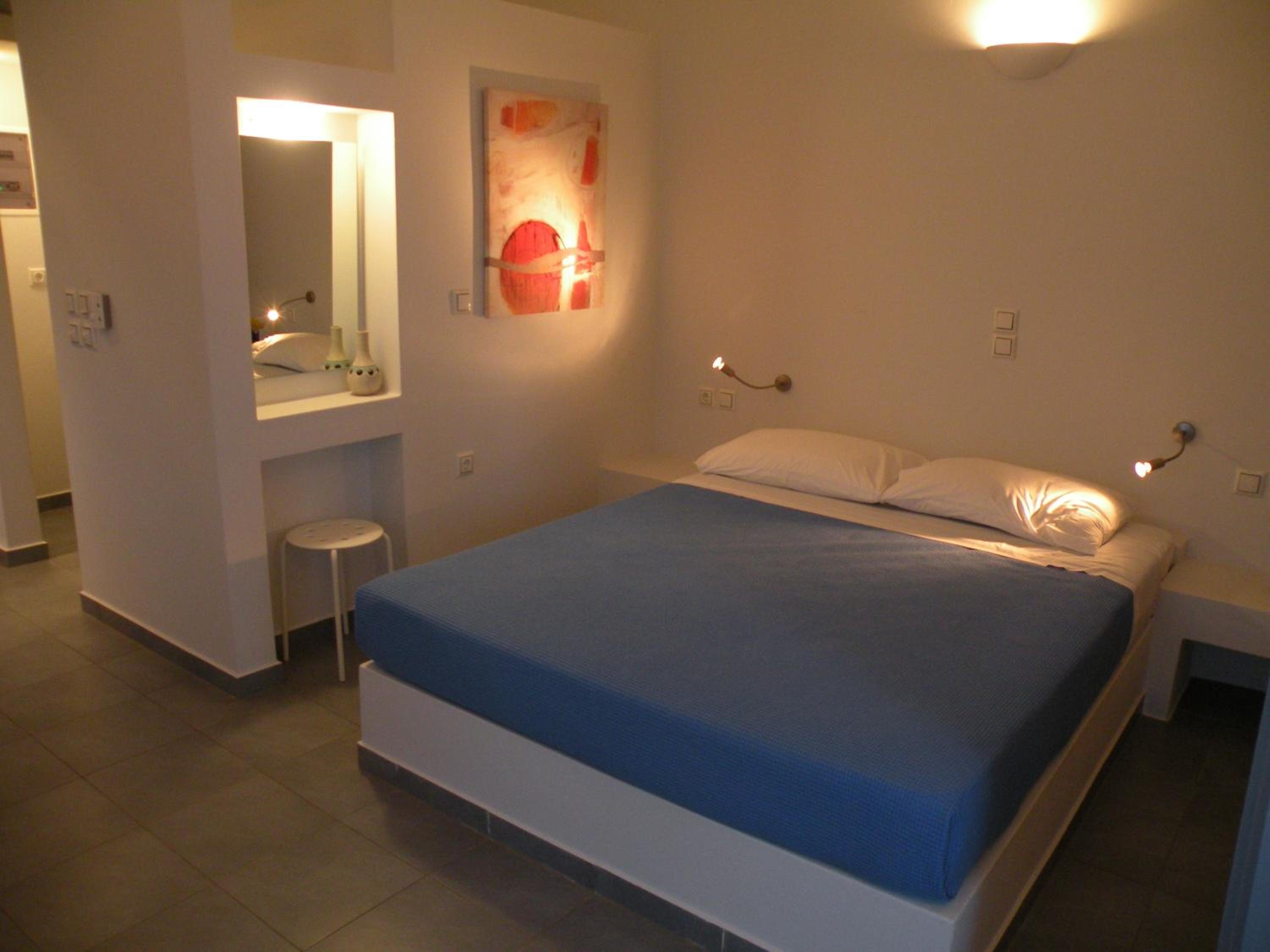 Deluxe Double Room with Balcony and Sea View photo 3