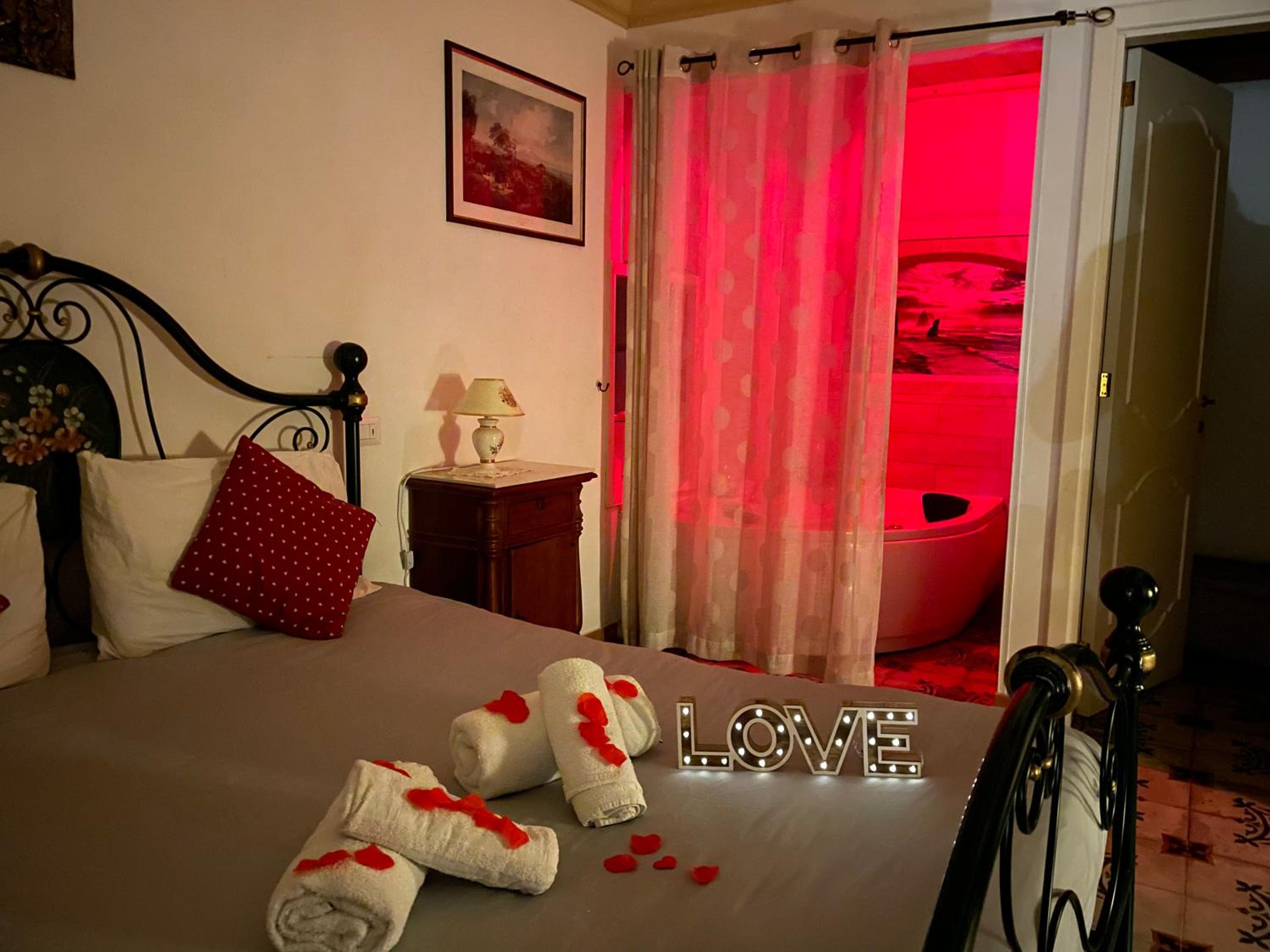 King Room with Spa Bath photo 1