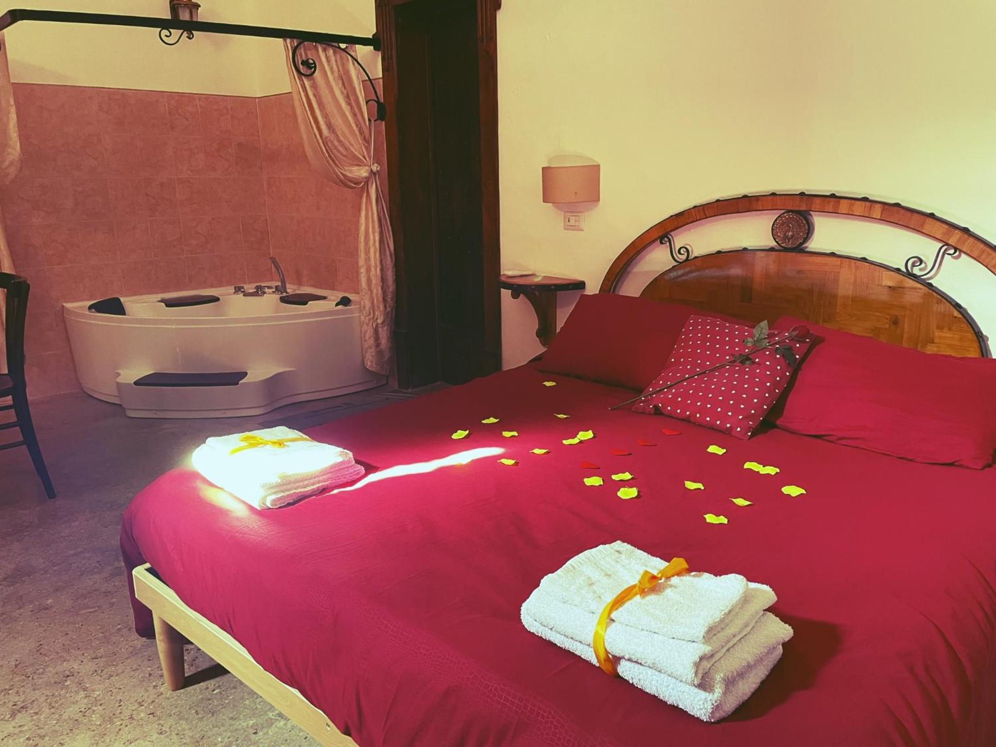 Queen Room with Spa Bath photo 2