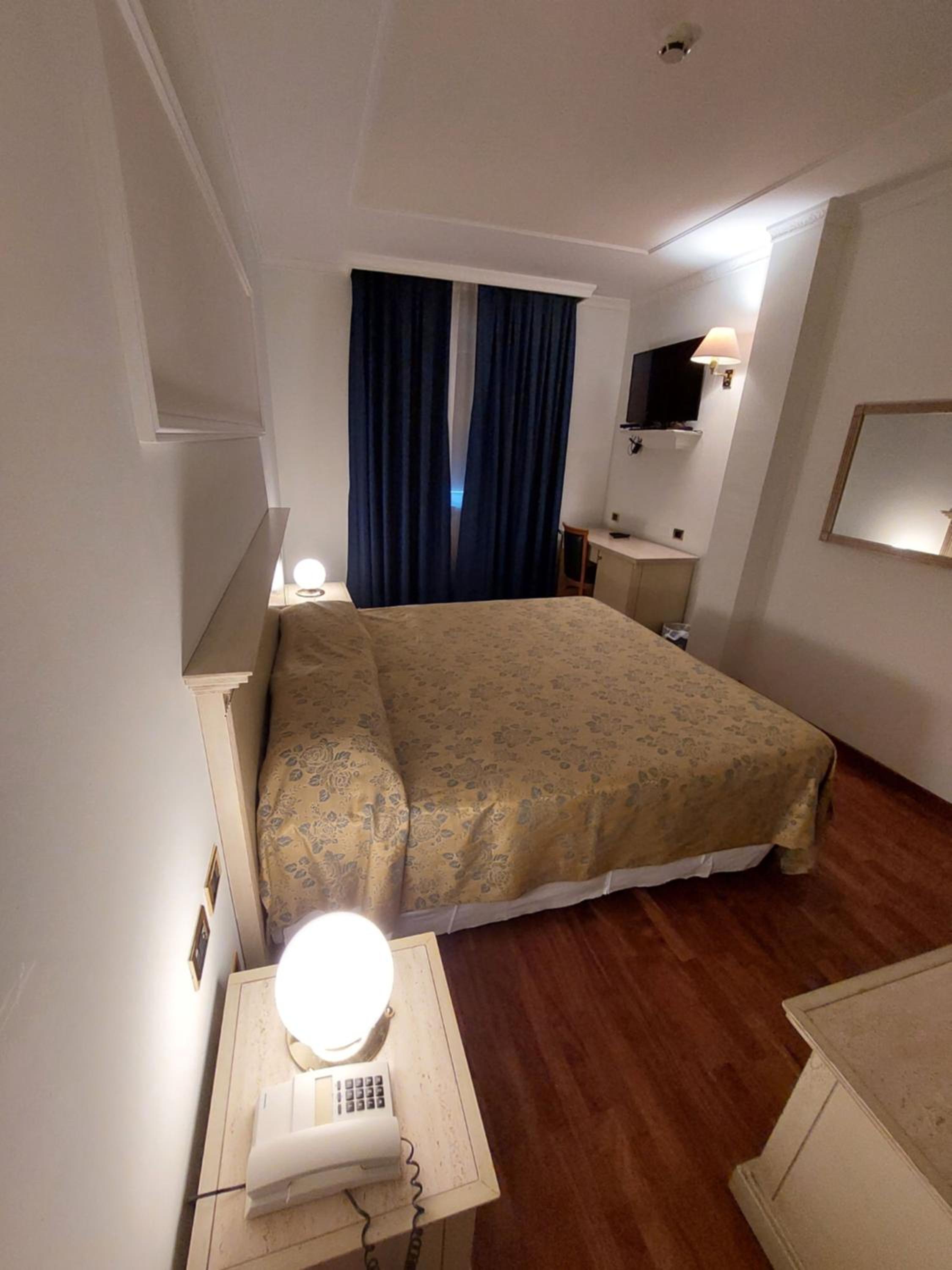 Deluxe Quadruple Room photo 2