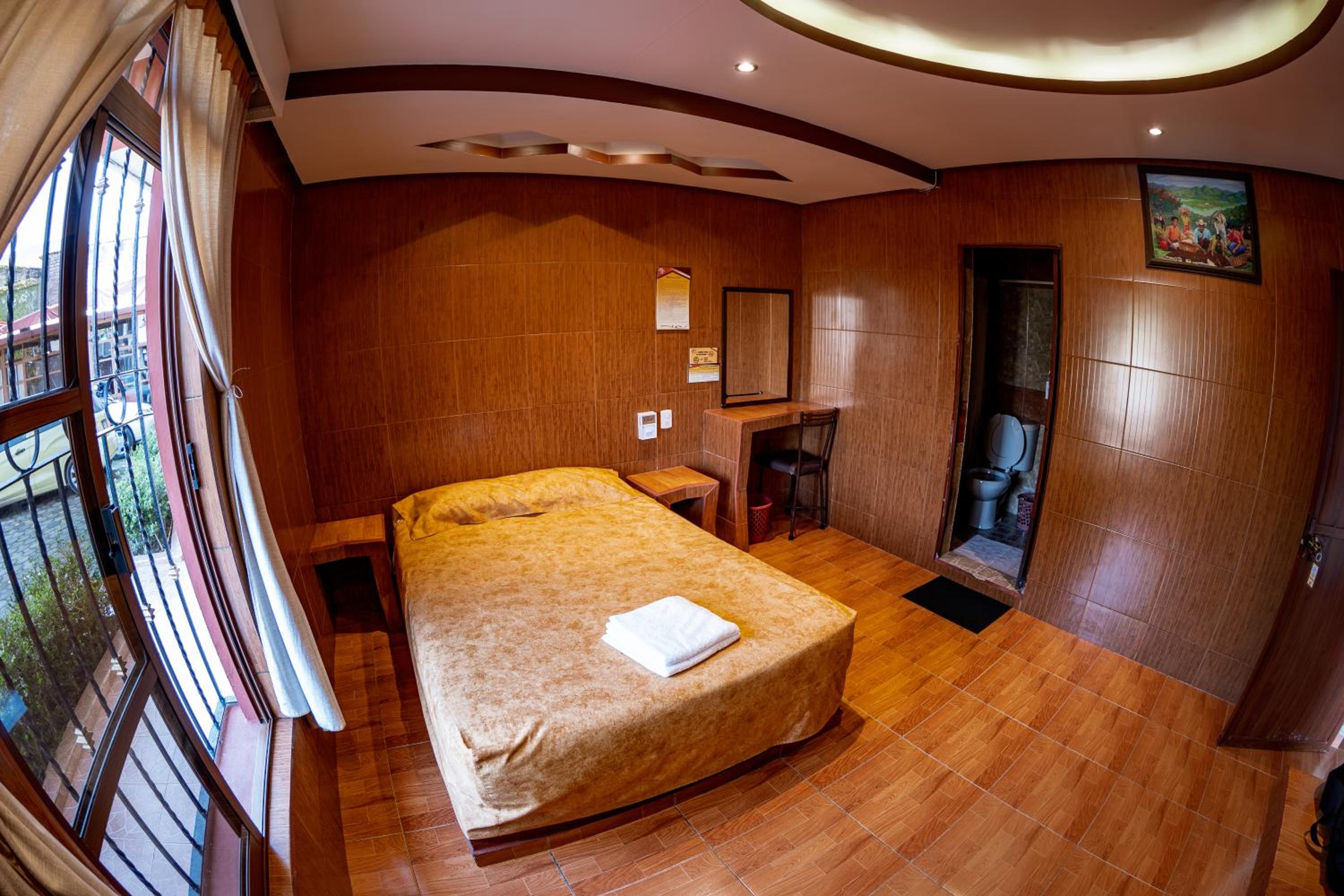 Standard Double Room photo 3