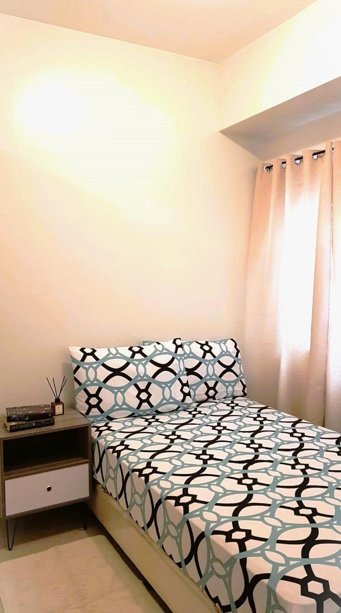 Deluxe Double or Twin Room with Balcony