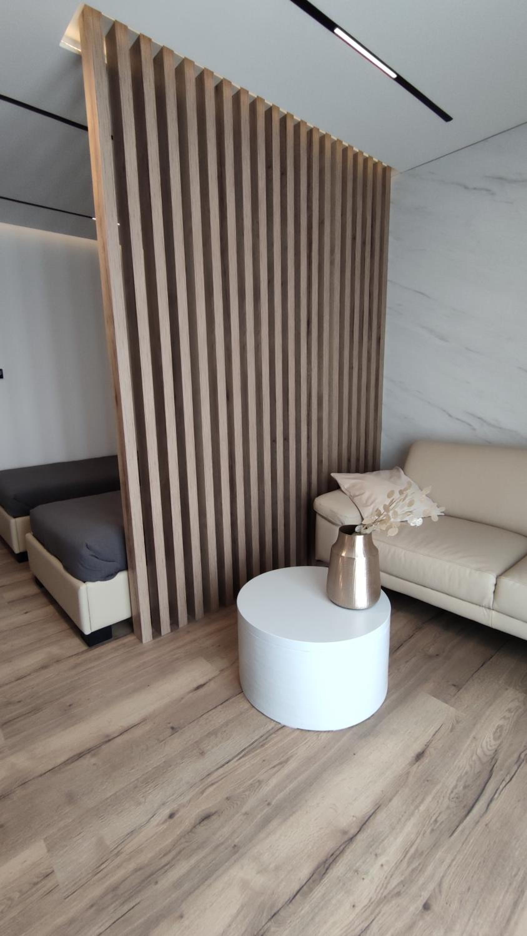 Deluxe Two-Bedroom Apartment with Balcony and Sea View photo 2