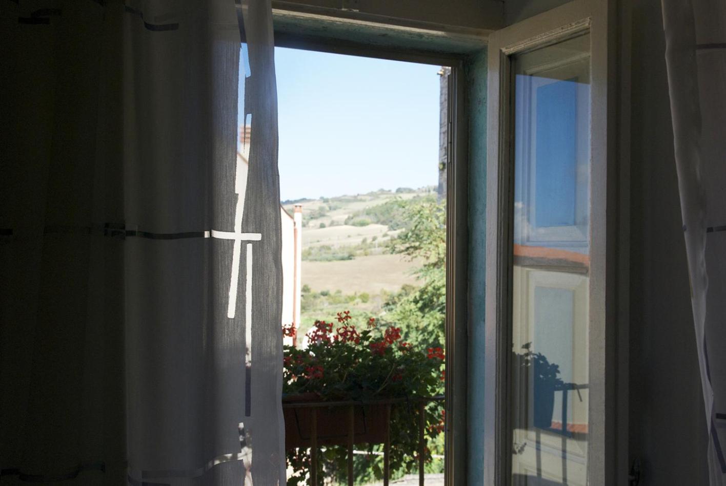 Double or Twin Room with Balcony photo 2