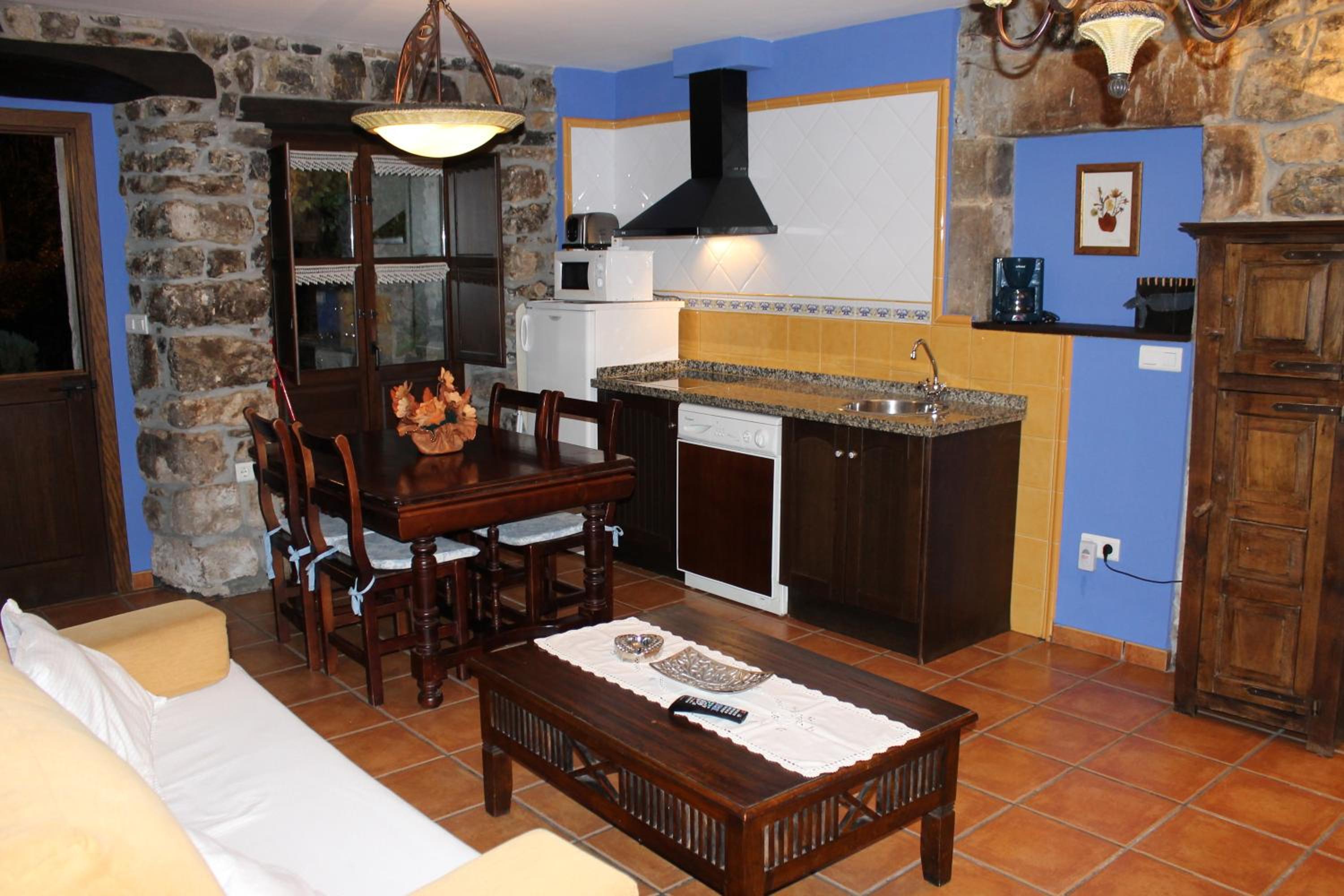 Apartment with Terrace photo 2