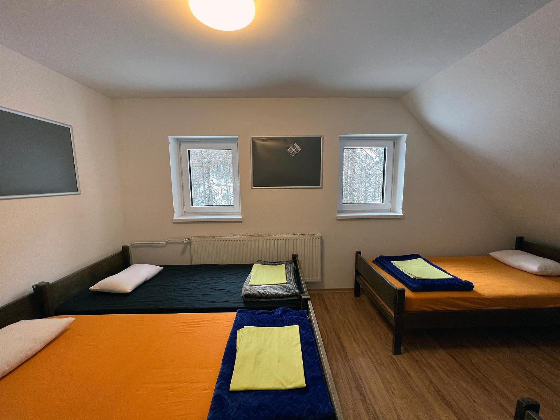Quadruple Room with Mountain View - Photo 13