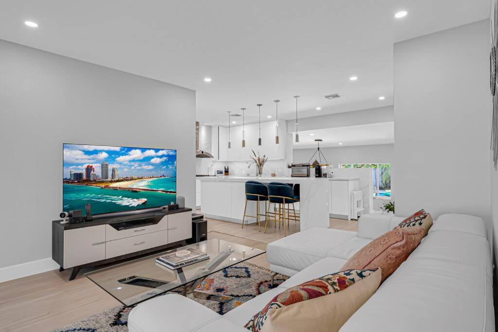 Three-Bedroom Villa photo 1
