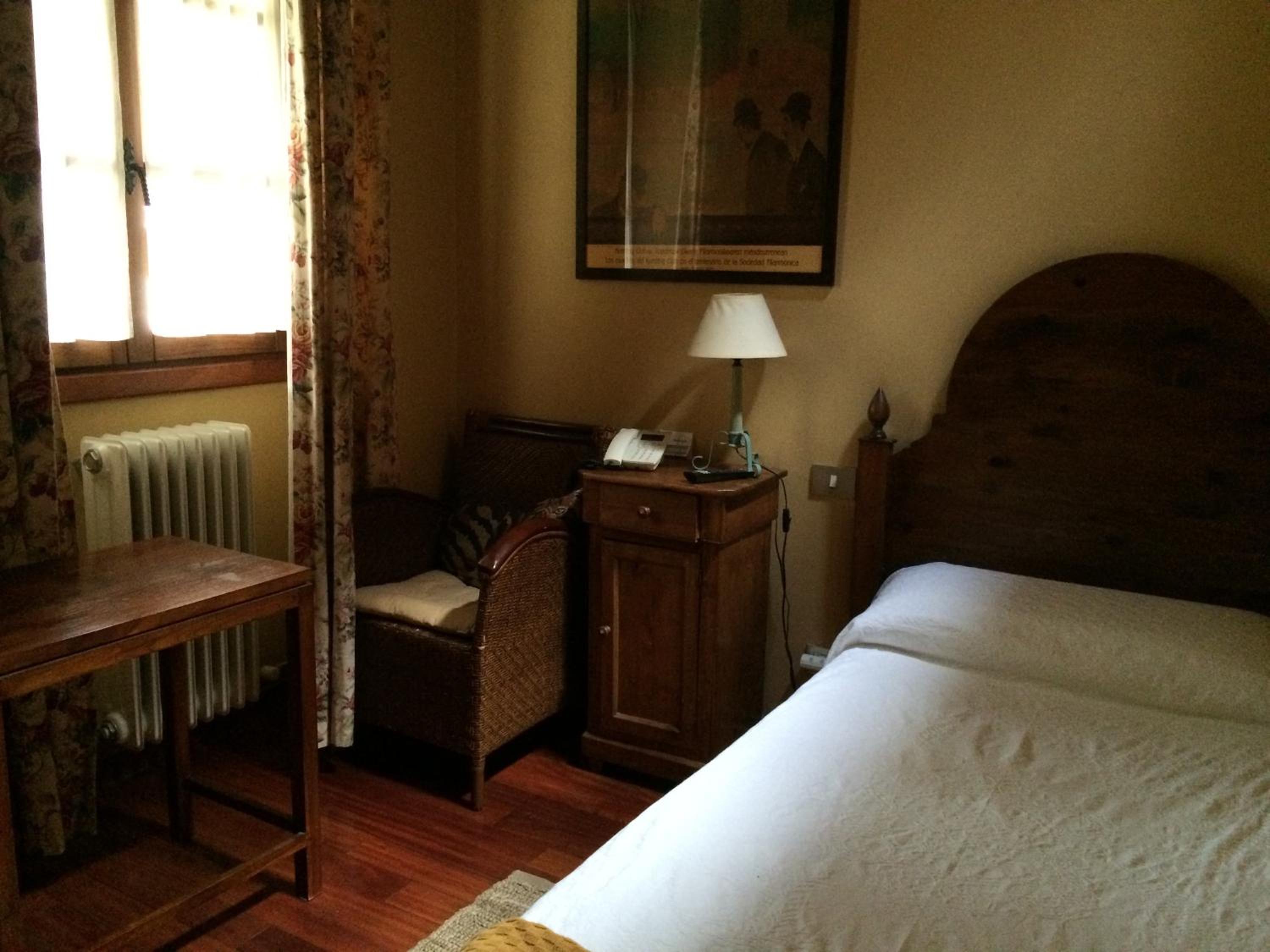 Single Room photo 2
