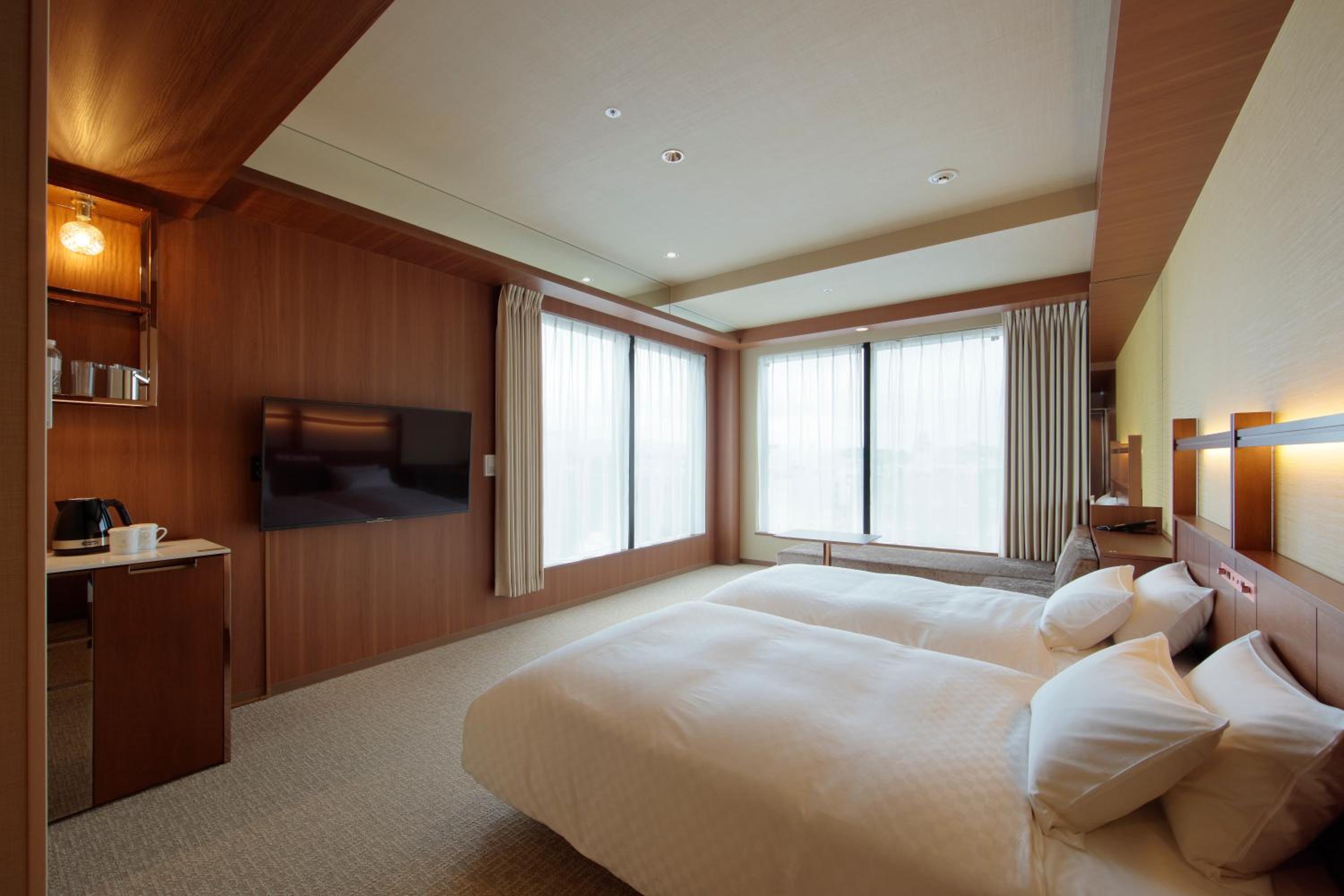 Superior Corner Twin Room - Photo 6