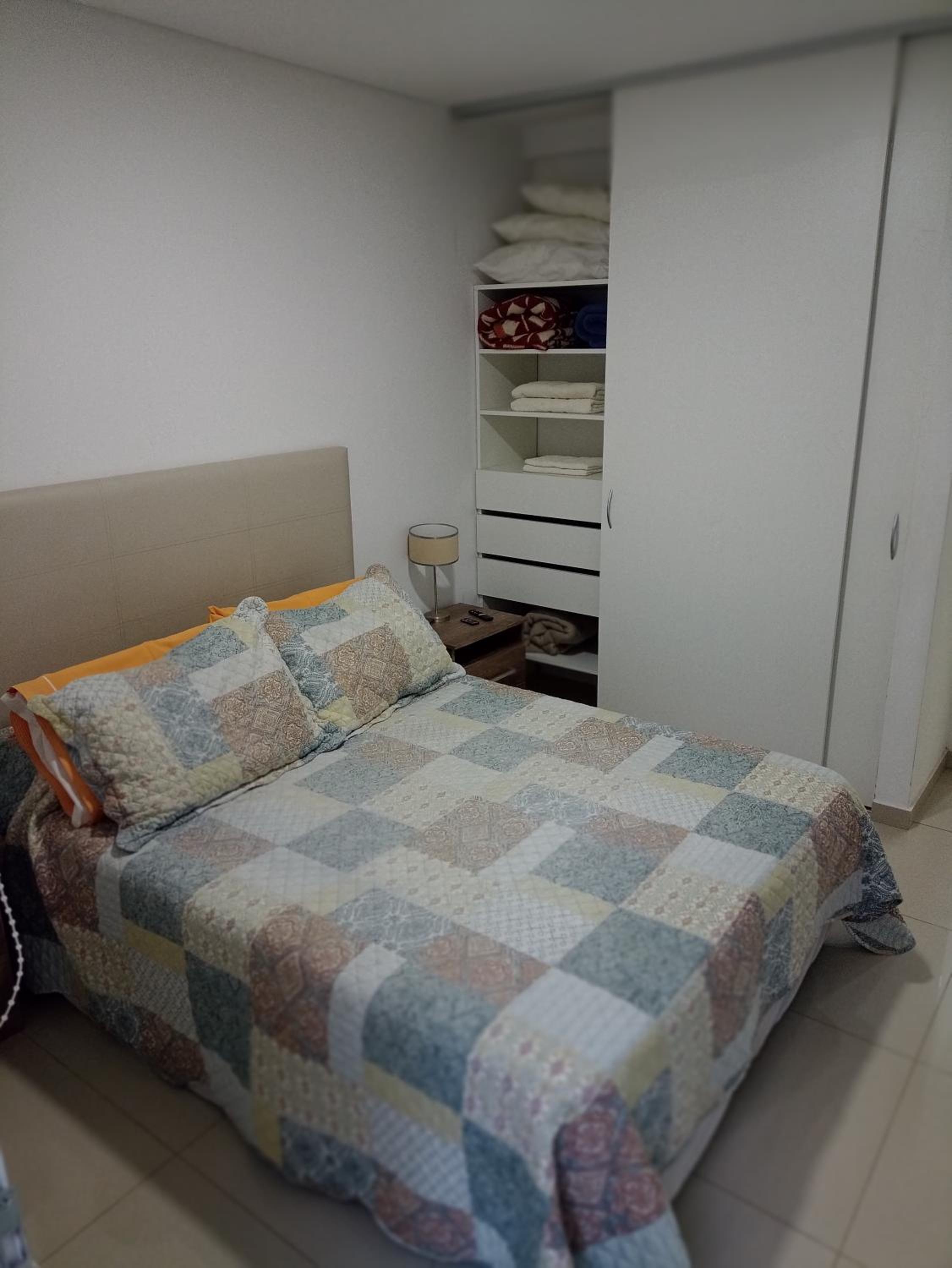 One-Bedroom Apartment photo 1