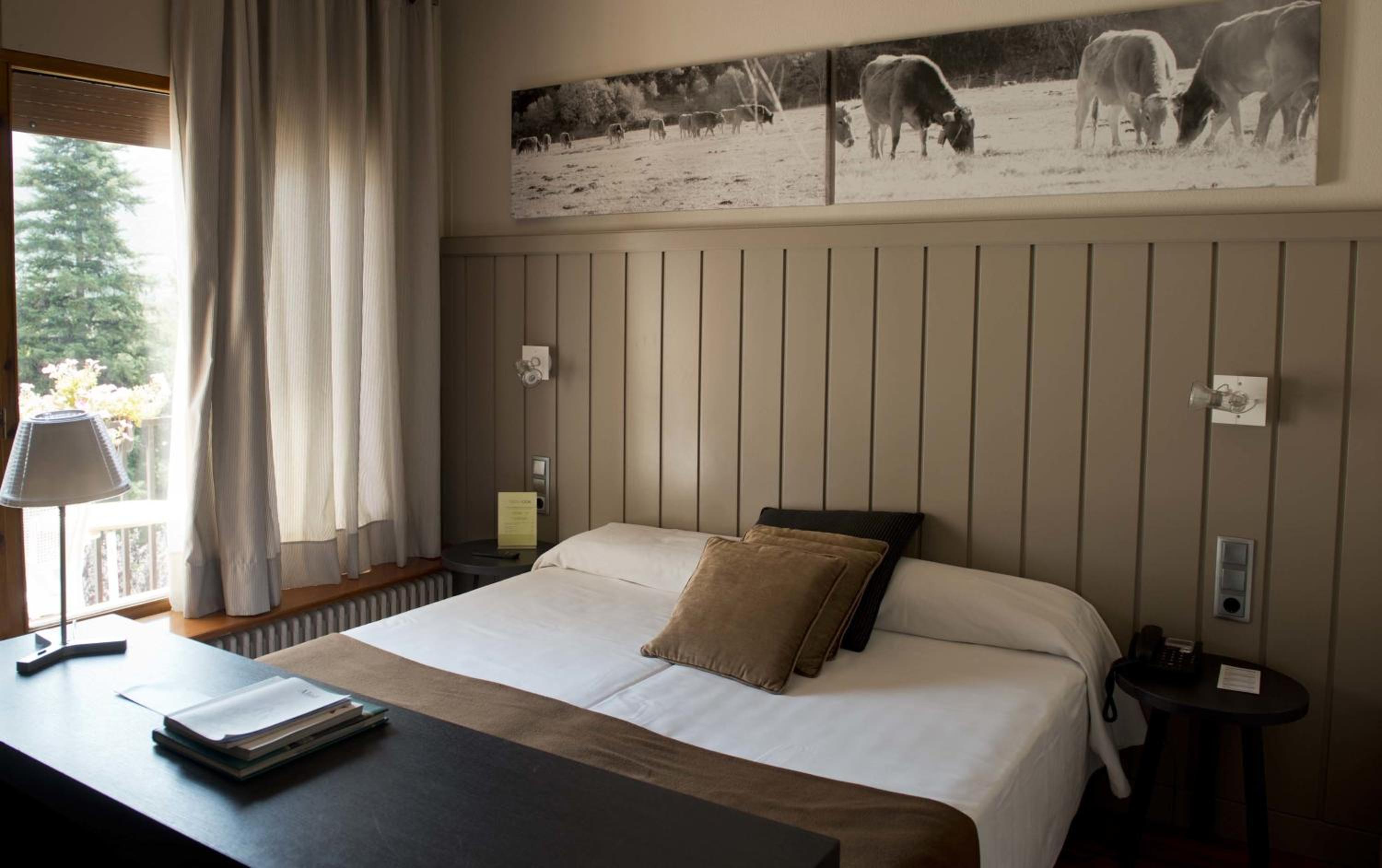 Habitación Doble con Balcón y Vista al Jardín