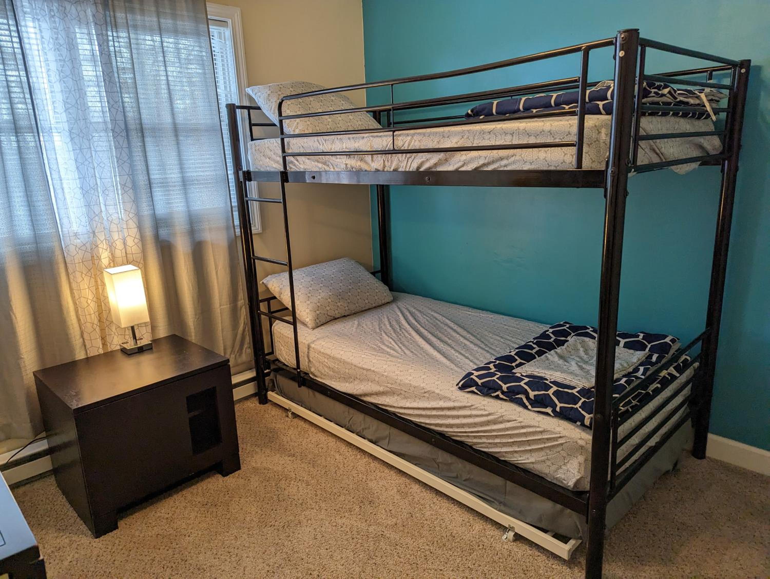 Two-Bedroom House - Photo 19